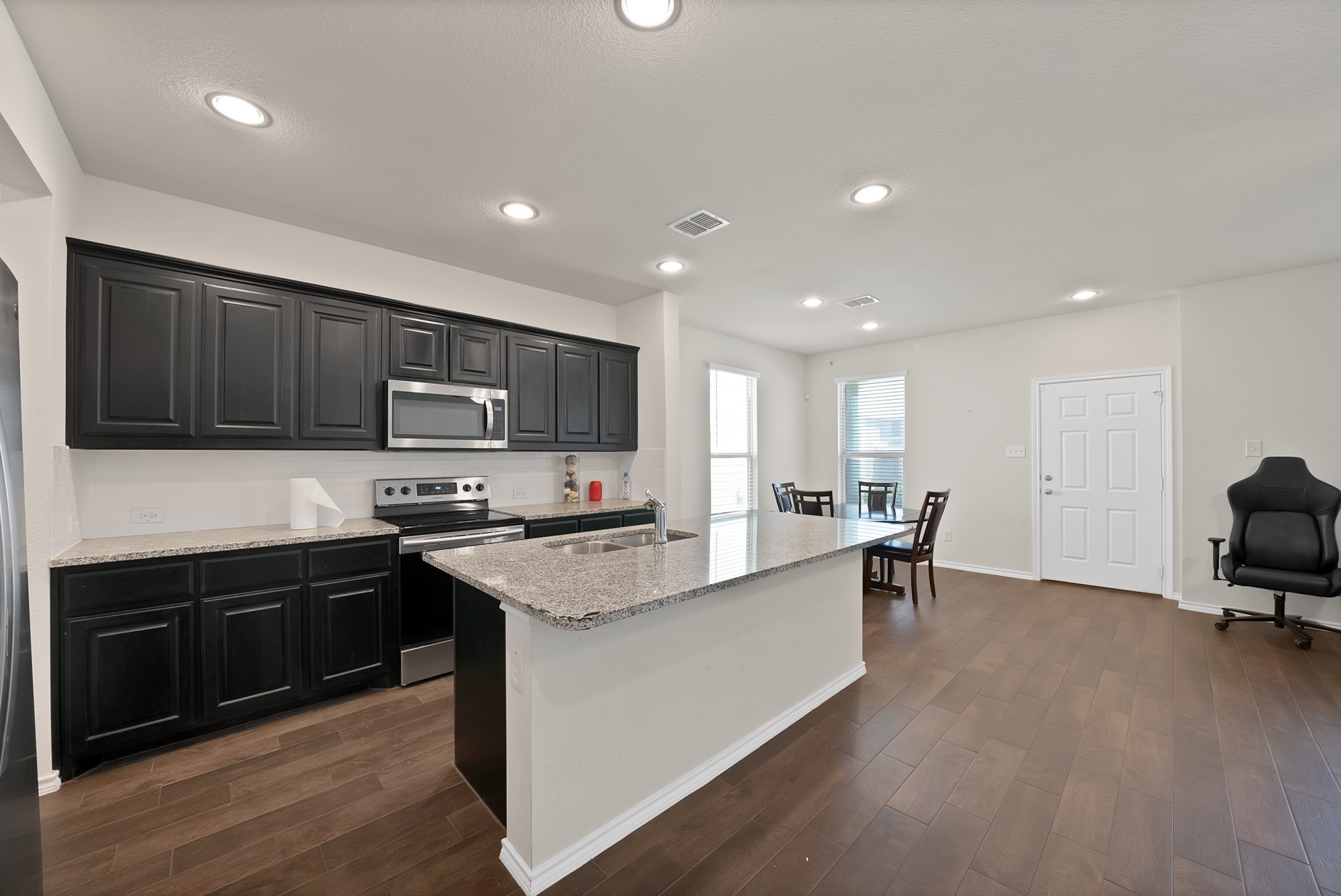 422 Milverton Drive Fort Worth TX 76036