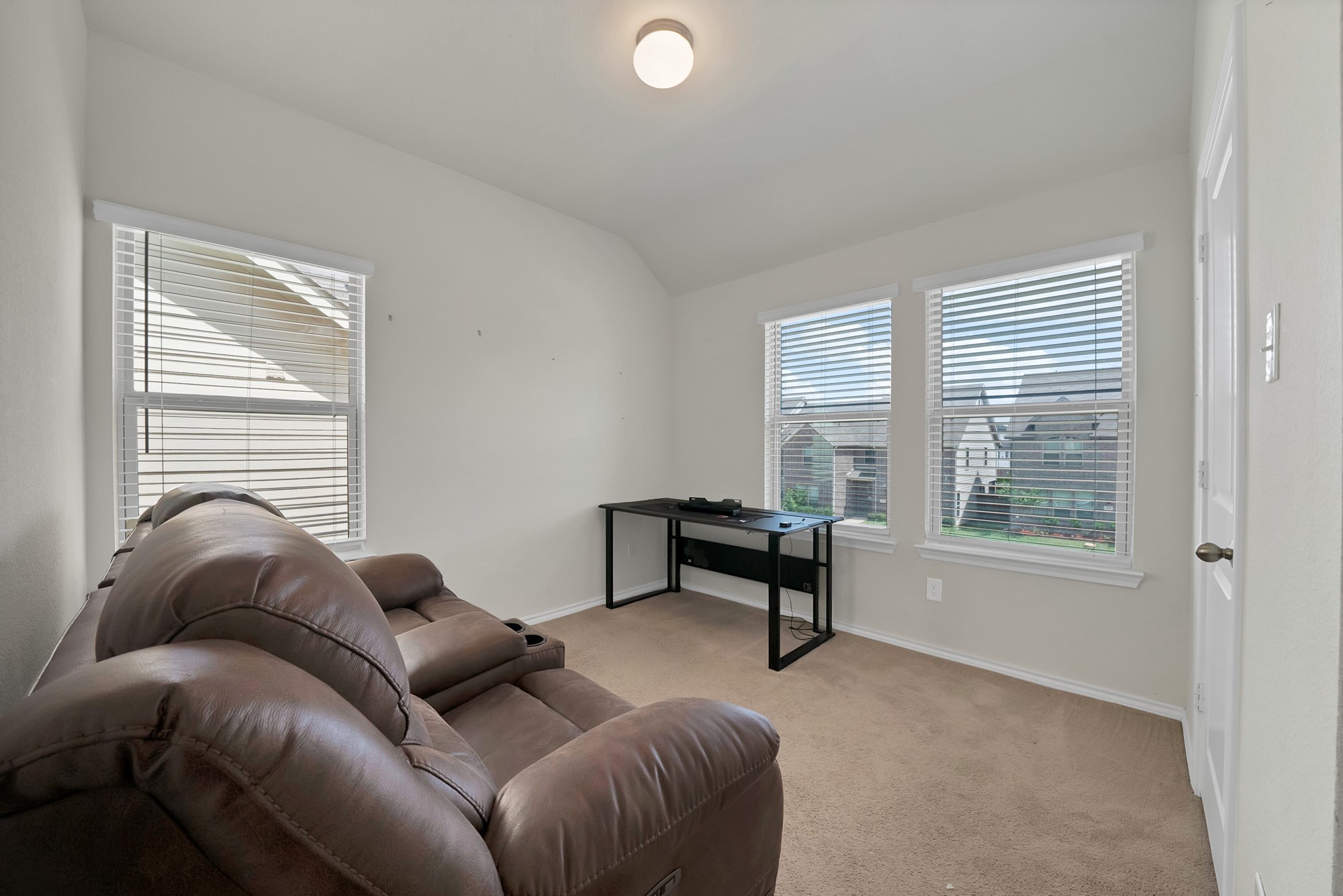 422 Milverton Drive Fort Worth TX 76036