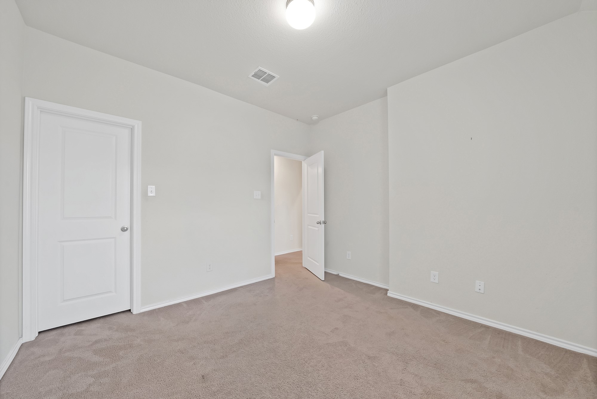 422 Milverton Drive Fort Worth TX 76036