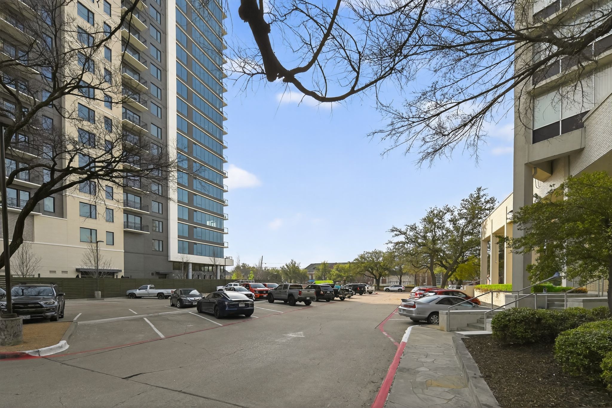 6211 W Northwest Highway Dallas TX 75225