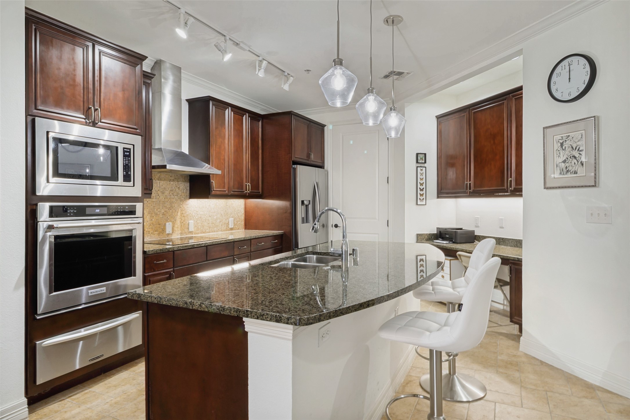 8616 Turtle Creek Boulevard Dallas TX 75225