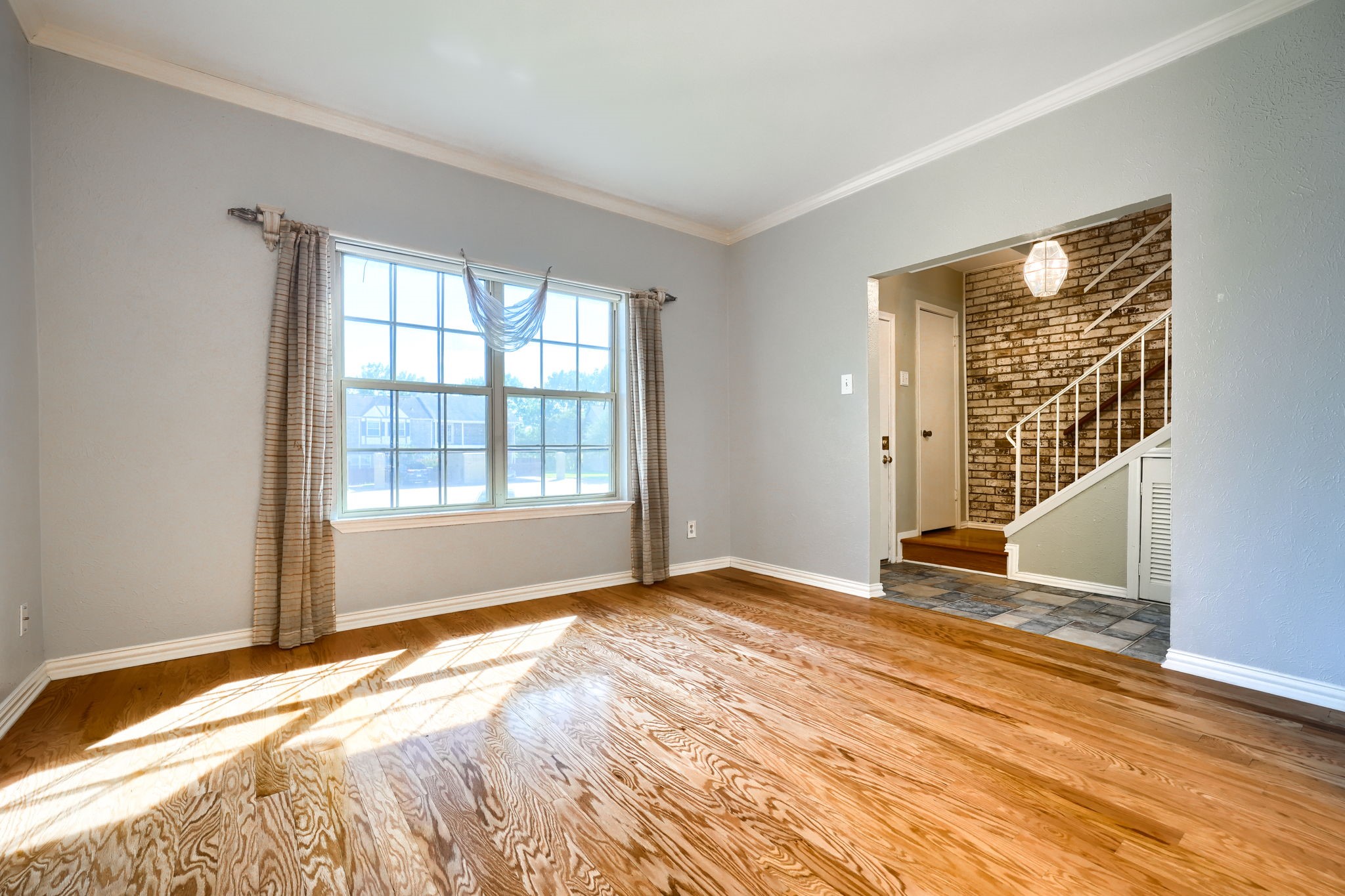 607 Trailwood Court Garland TX 75043