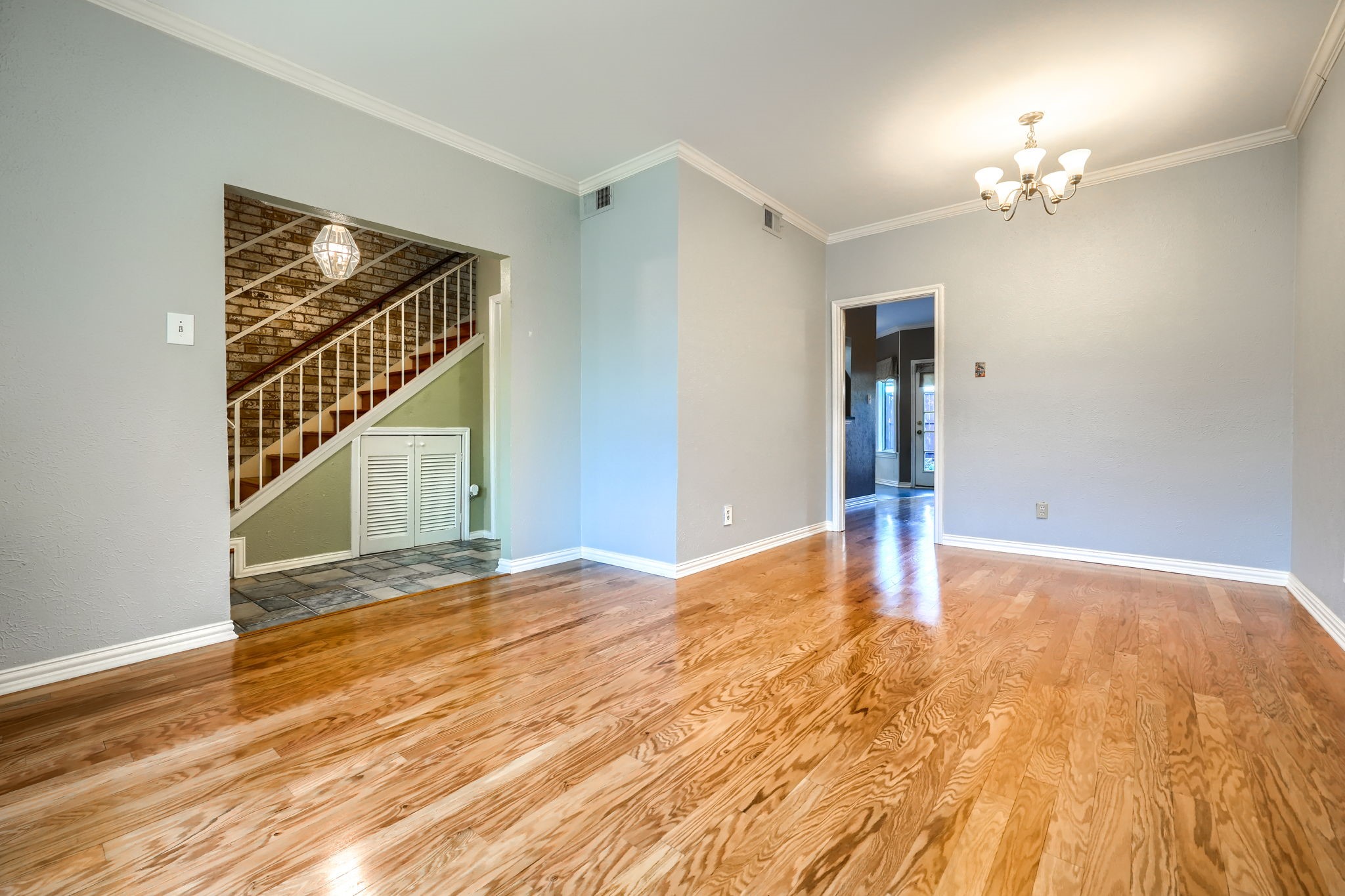 607 Trailwood Court Garland TX 75043