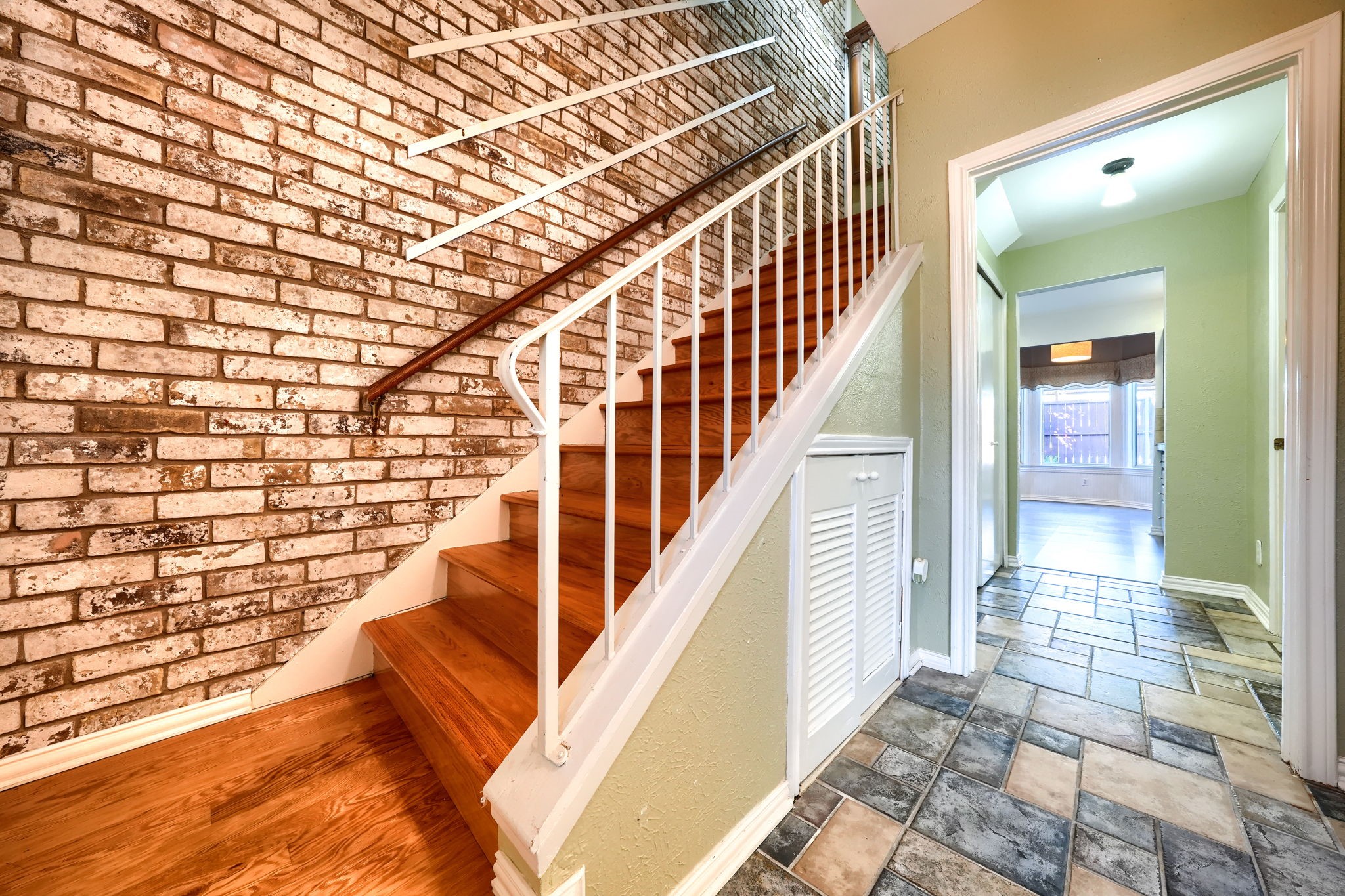 607 Trailwood Court Garland TX 75043