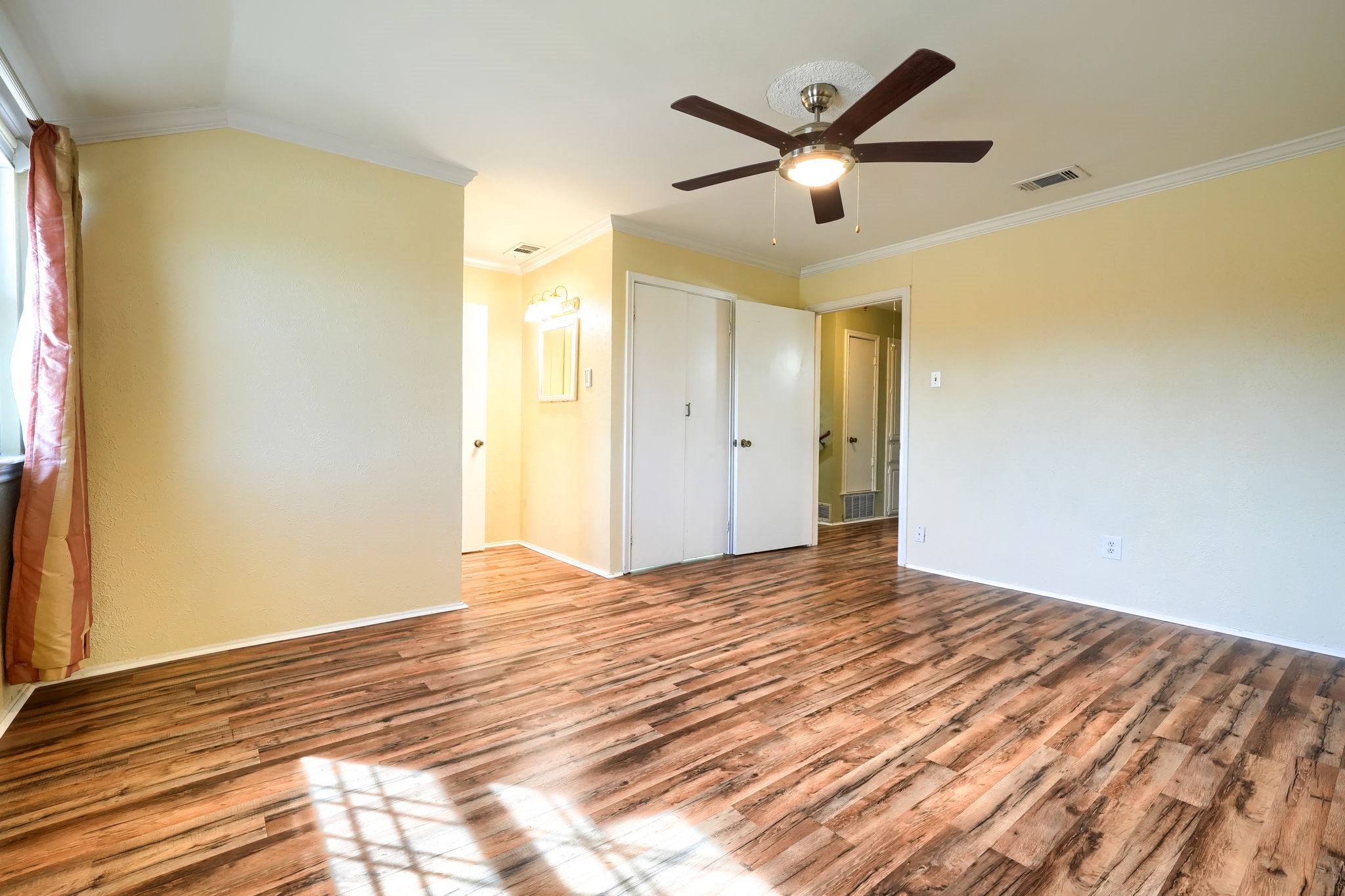 607 Trailwood Court Garland TX 75043