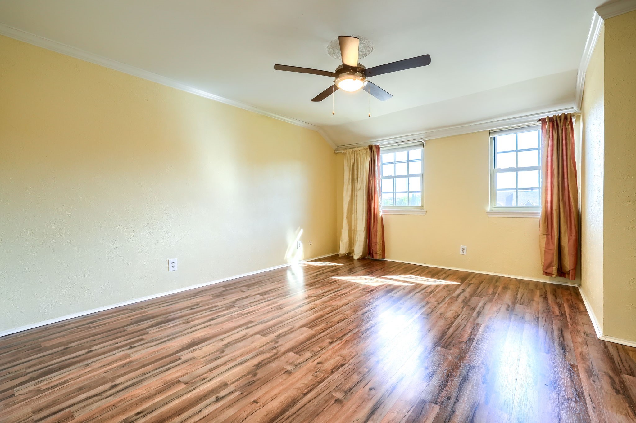 607 Trailwood Court Garland TX 75043