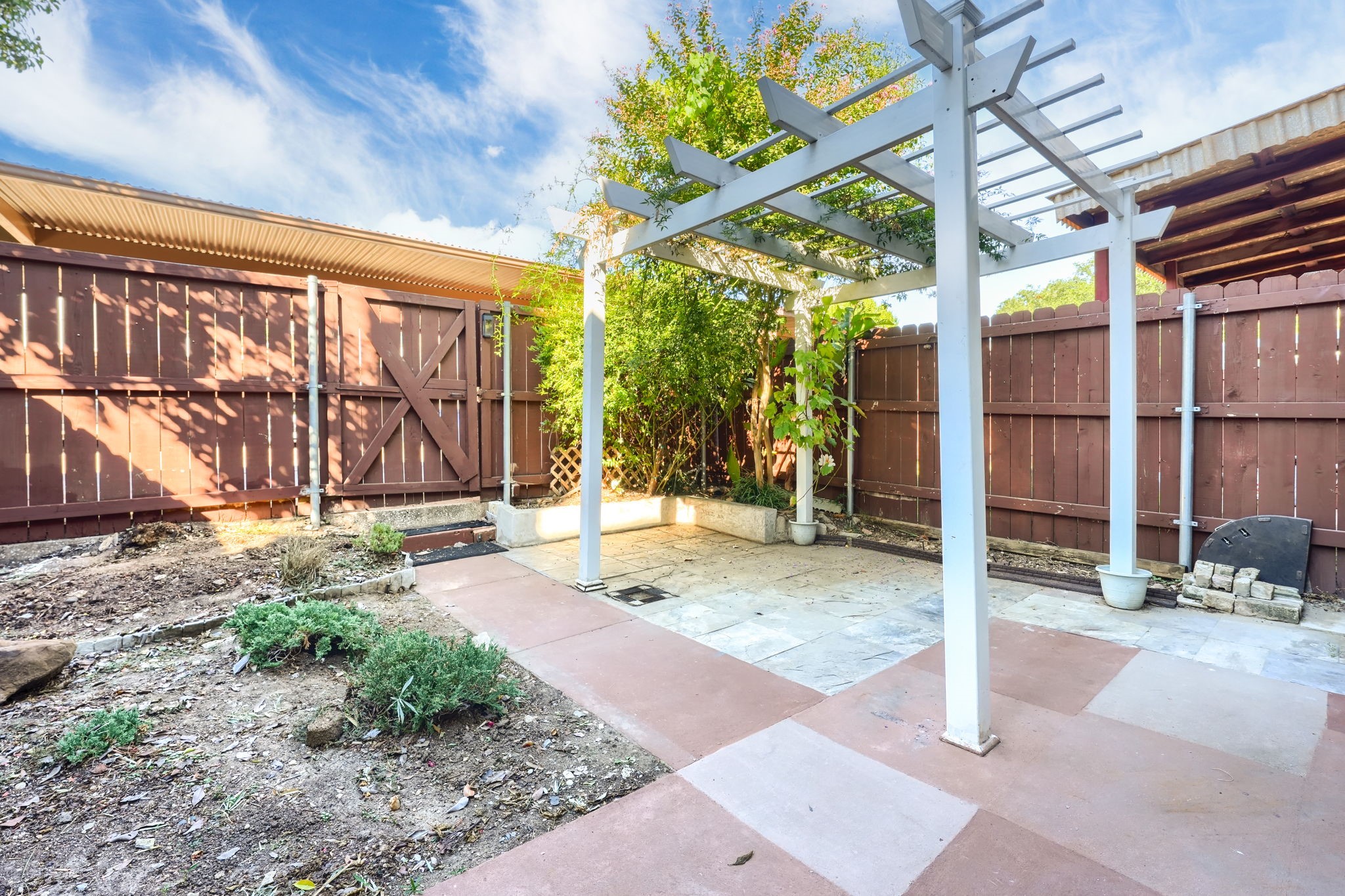 607 Trailwood Court Garland TX 75043