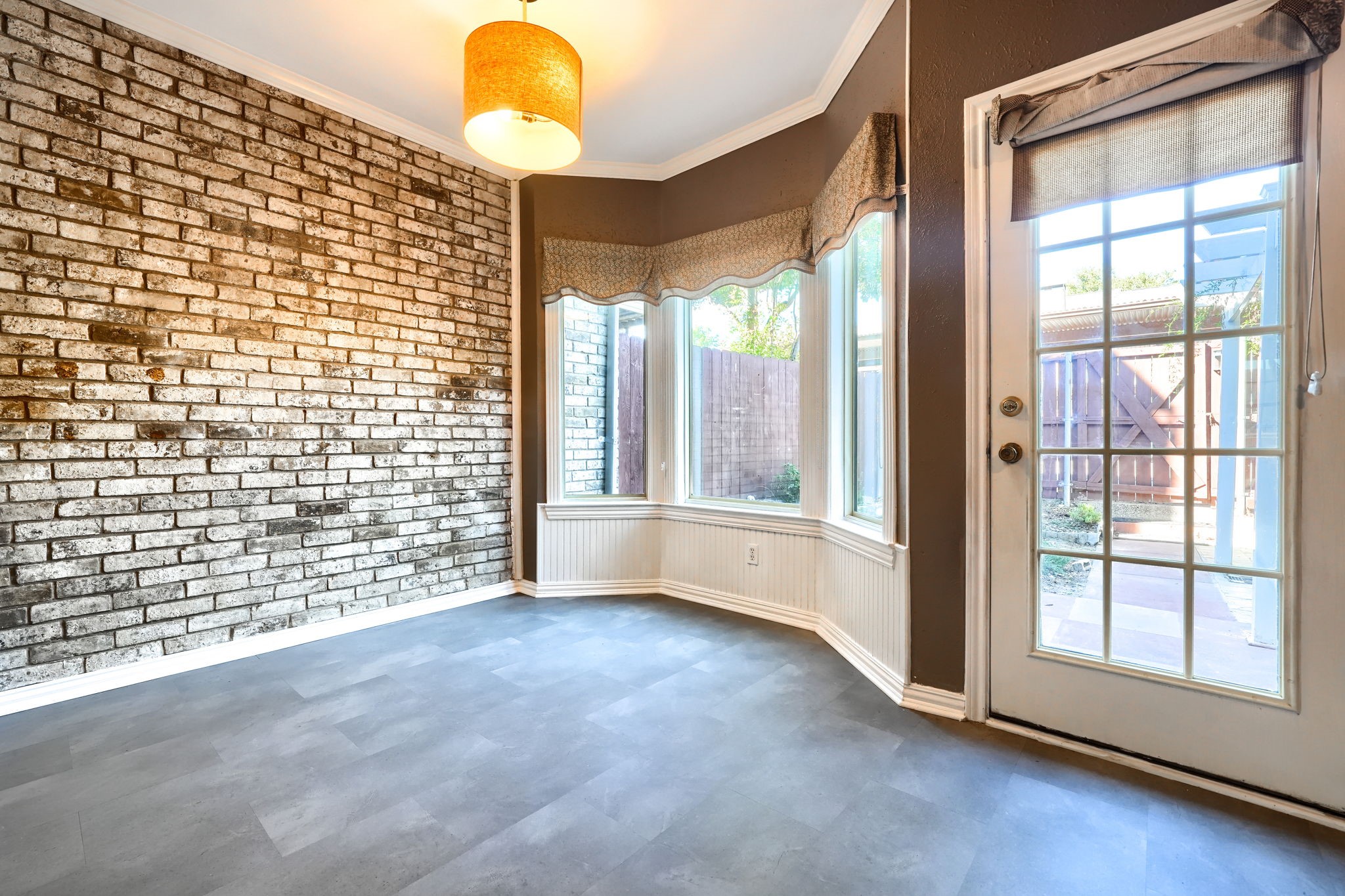 607 Trailwood Court Garland TX 75043