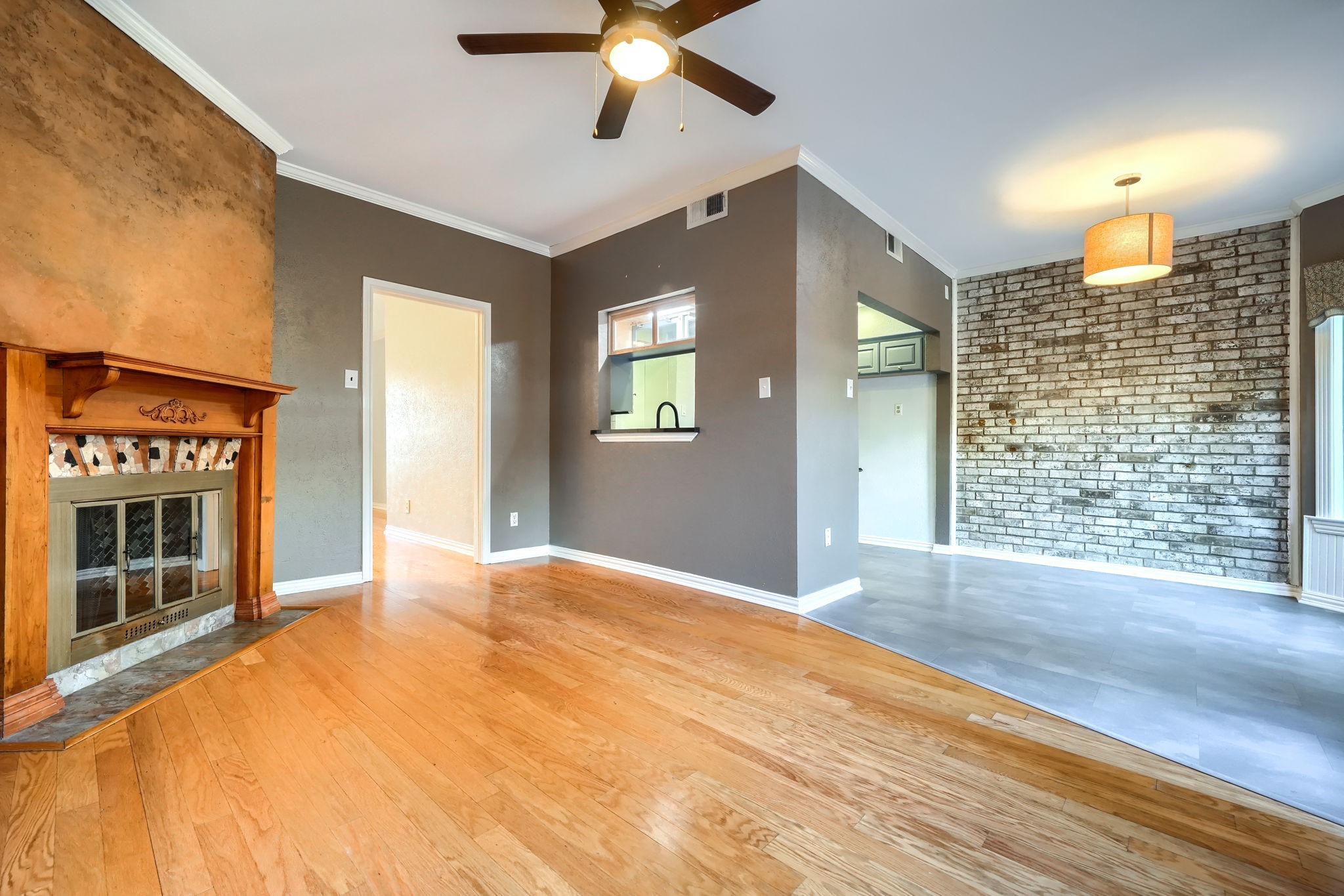 607 Trailwood Court Garland TX 75043