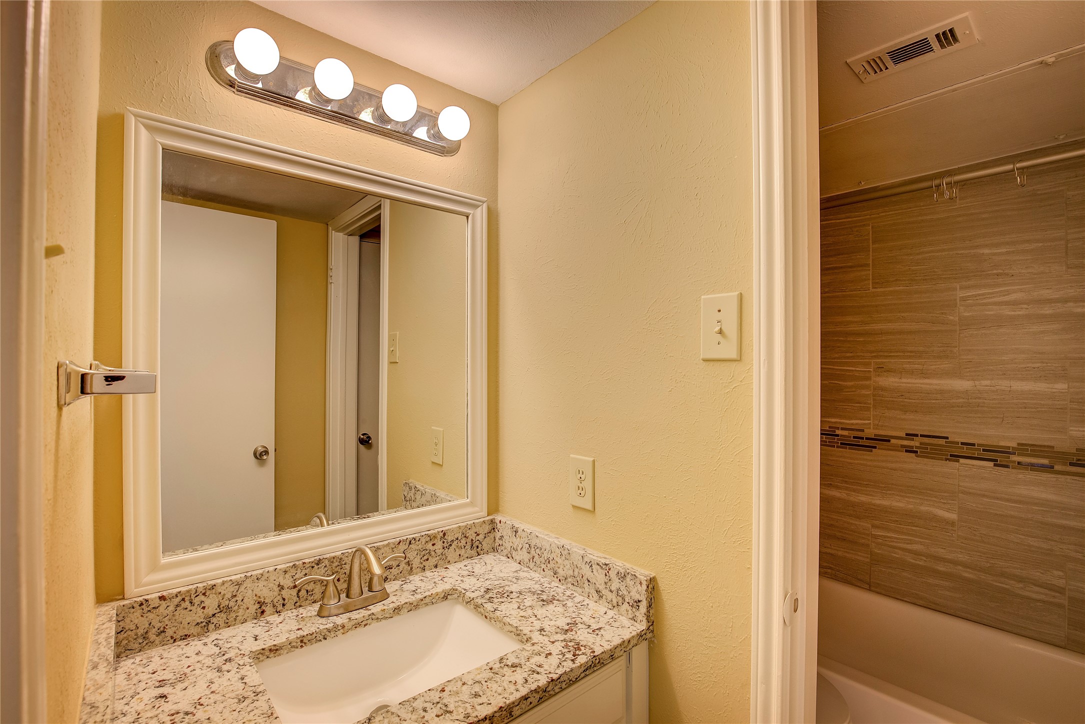5825 Marvin Loving Drive Garland TX 75043
