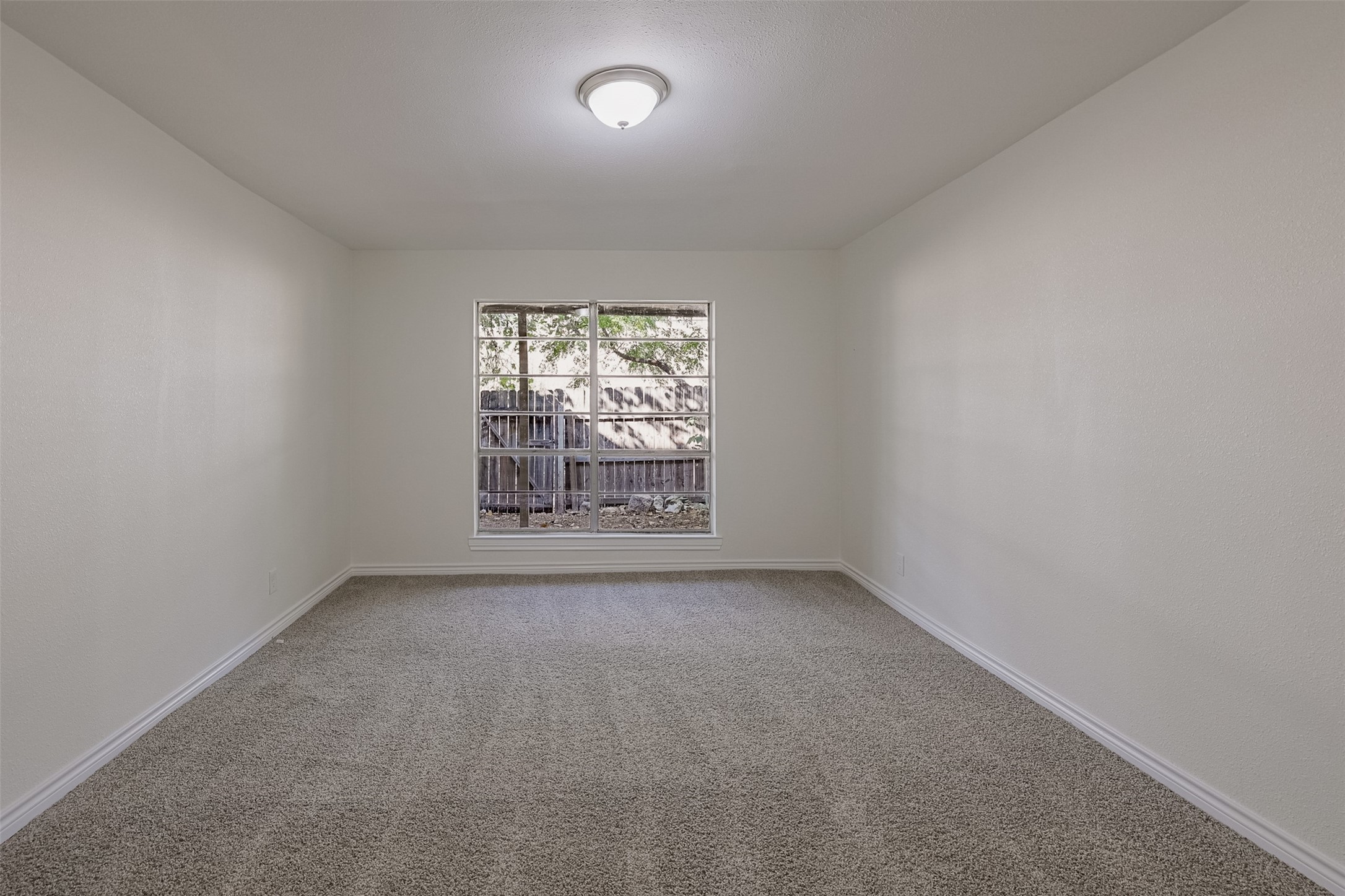 5055 Ridglea Lane Fort Worth TX 76116