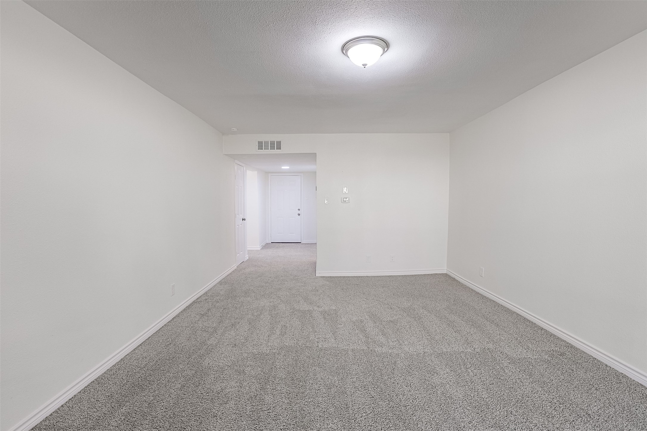 5055 Ridglea Lane Fort Worth TX 76116