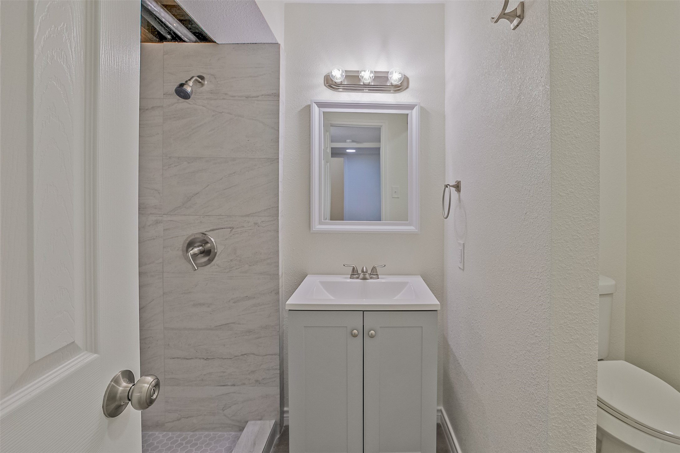 5055 Ridglea Lane Fort Worth TX 76116