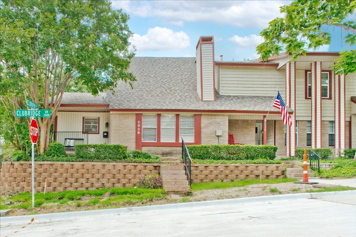 2038 Clubridge Drive Carrollton TX 75006