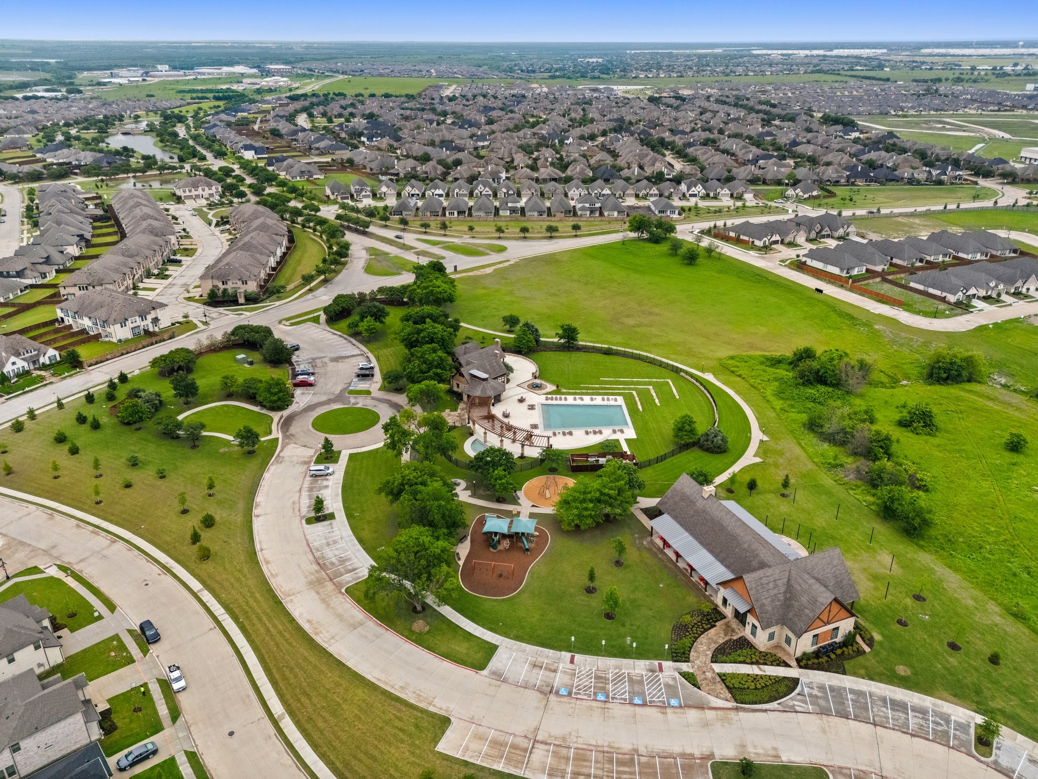 1124 Queensdown Way Forney TX 75126