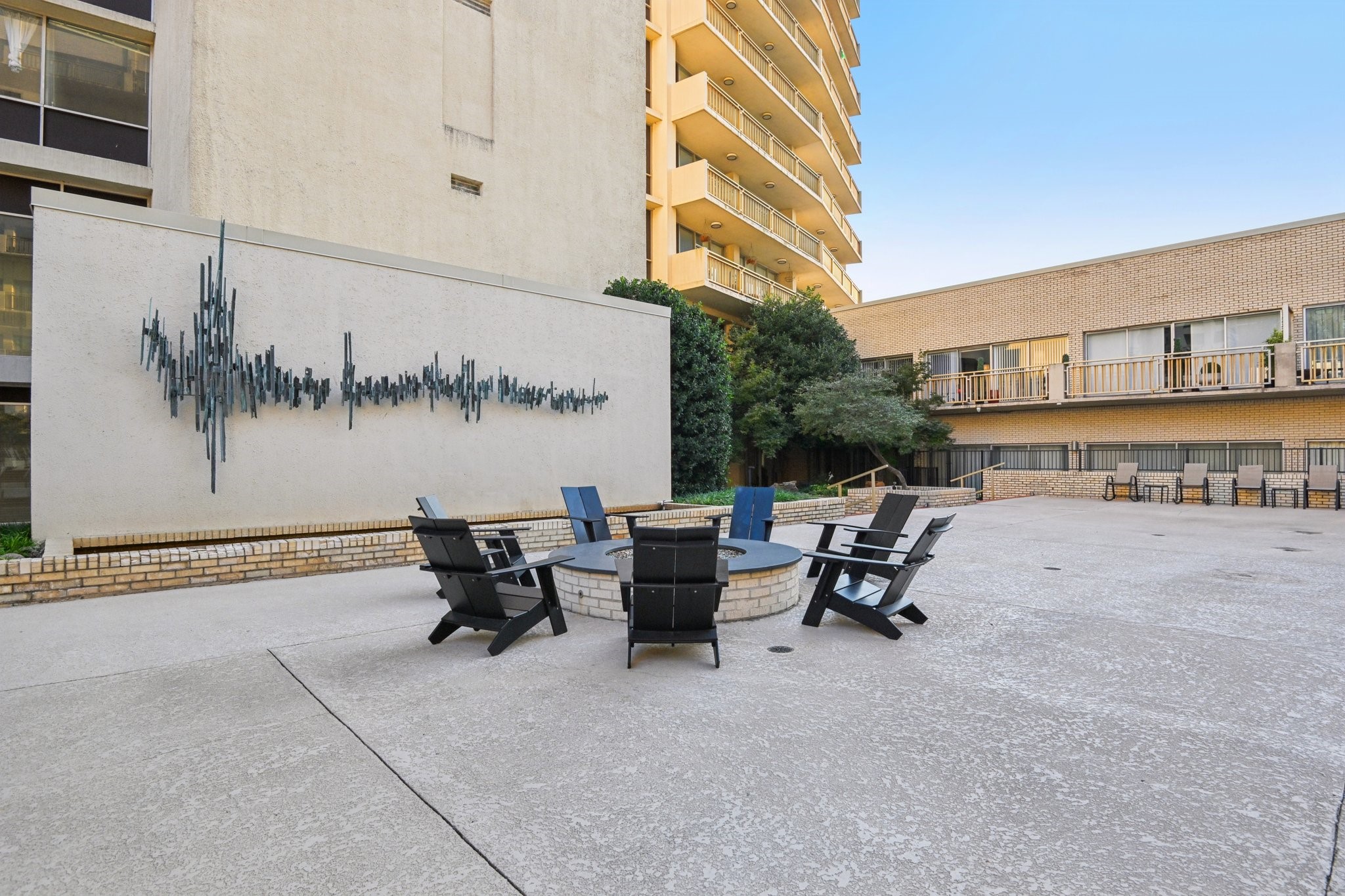 6211 W Northwest Highway Dallas TX 75225