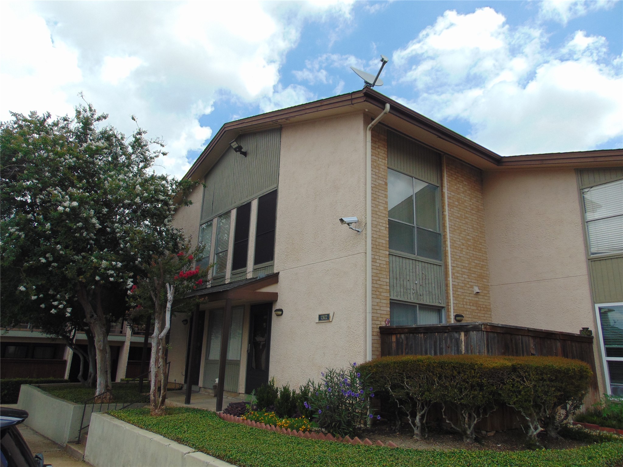 12806 Midway Road Dallas TX 75244