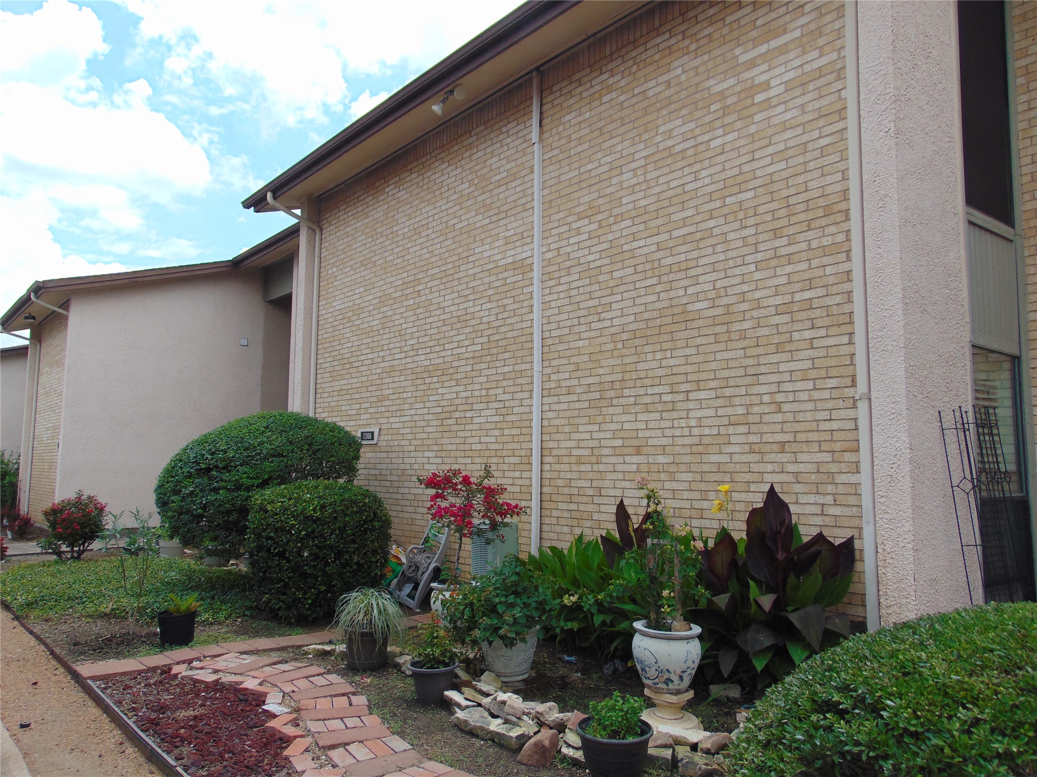 12806 Midway Road Dallas TX 75244