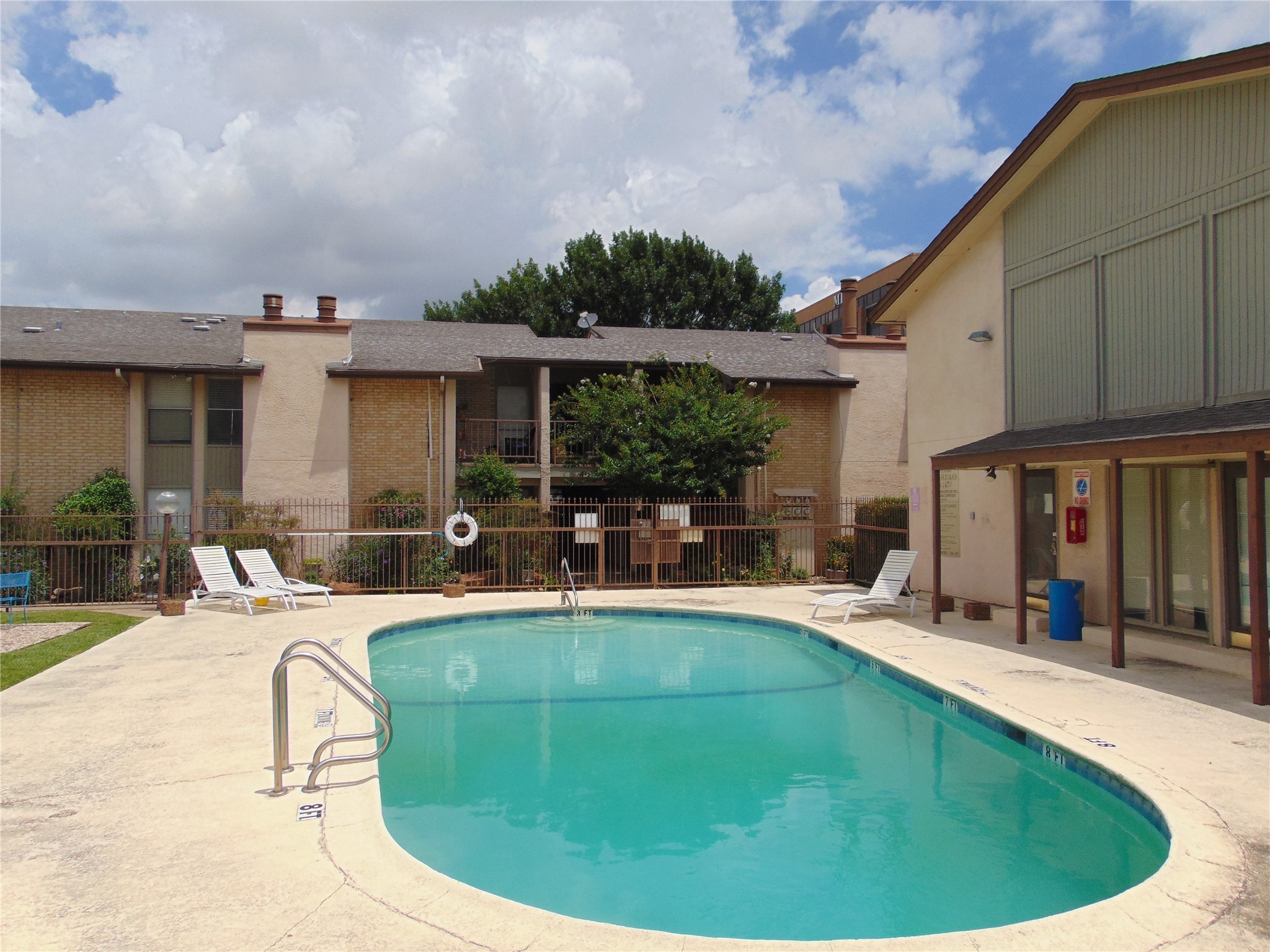 12806 Midway Road Dallas TX 75244