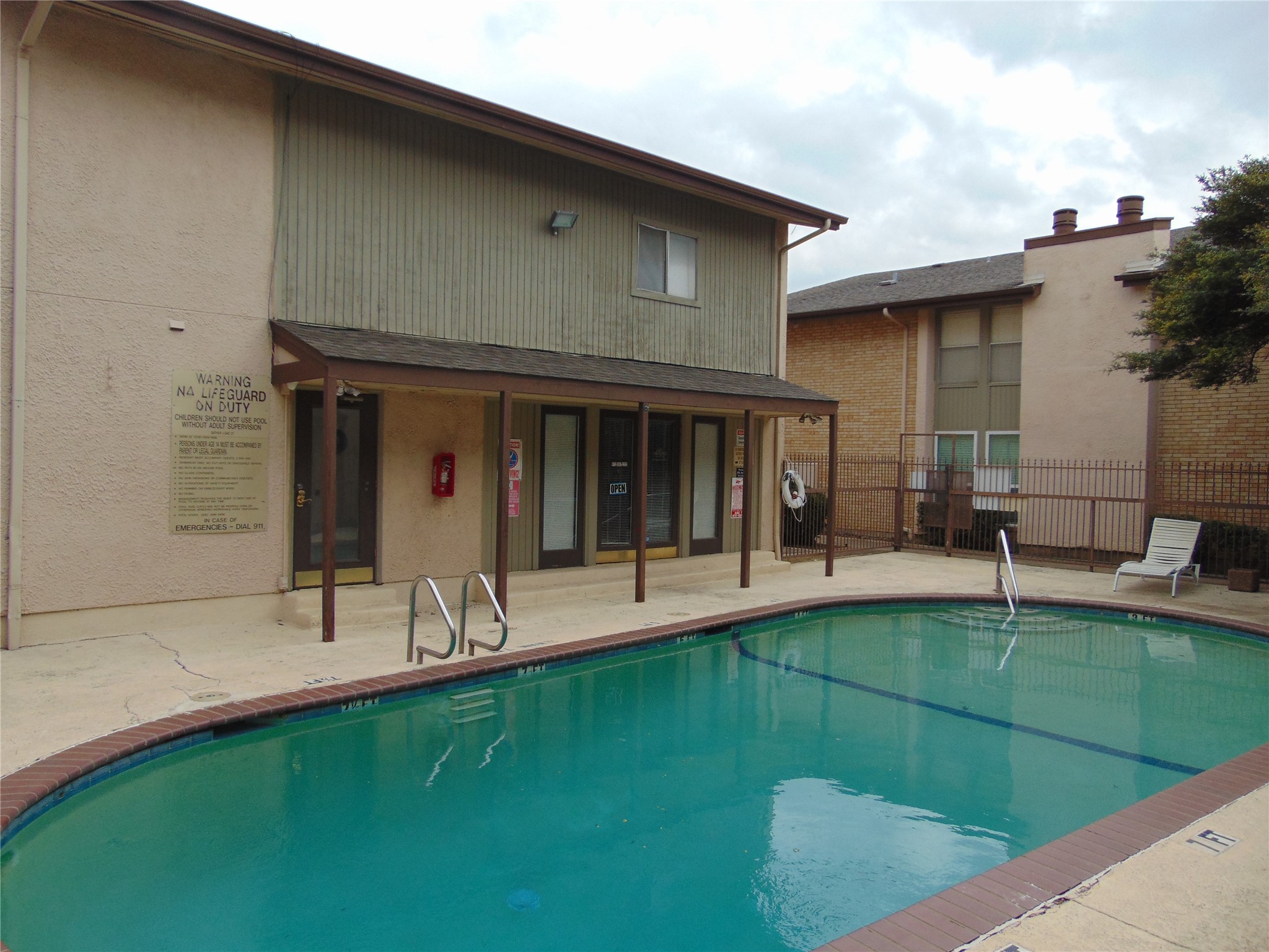 12806 Midway Road Dallas TX 75244