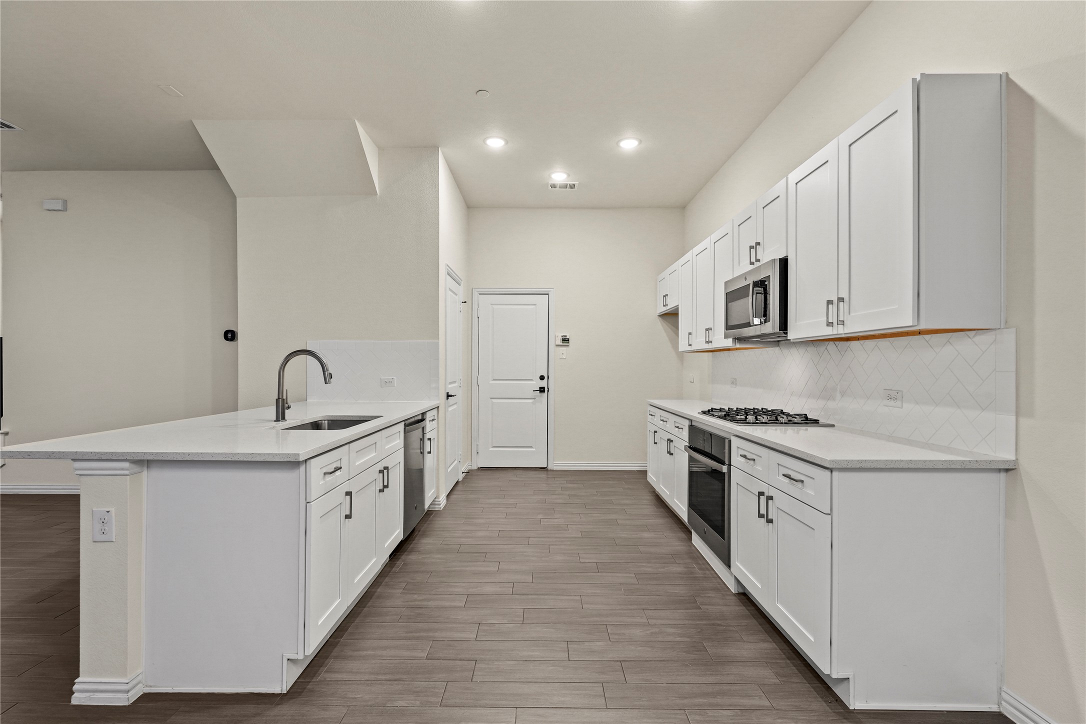 1936 Bethlehem Street Irving TX 75061