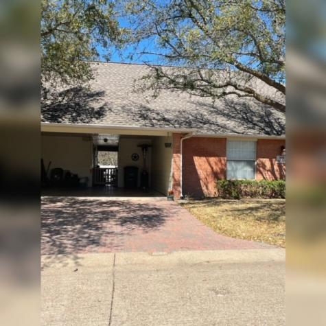 101 Cobblestone Drive W Red Oak TX 75154