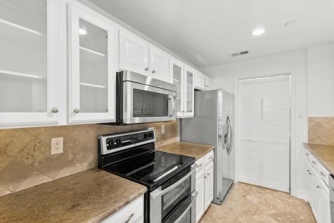 5565 Preston Oaks Road Dallas TX 75254