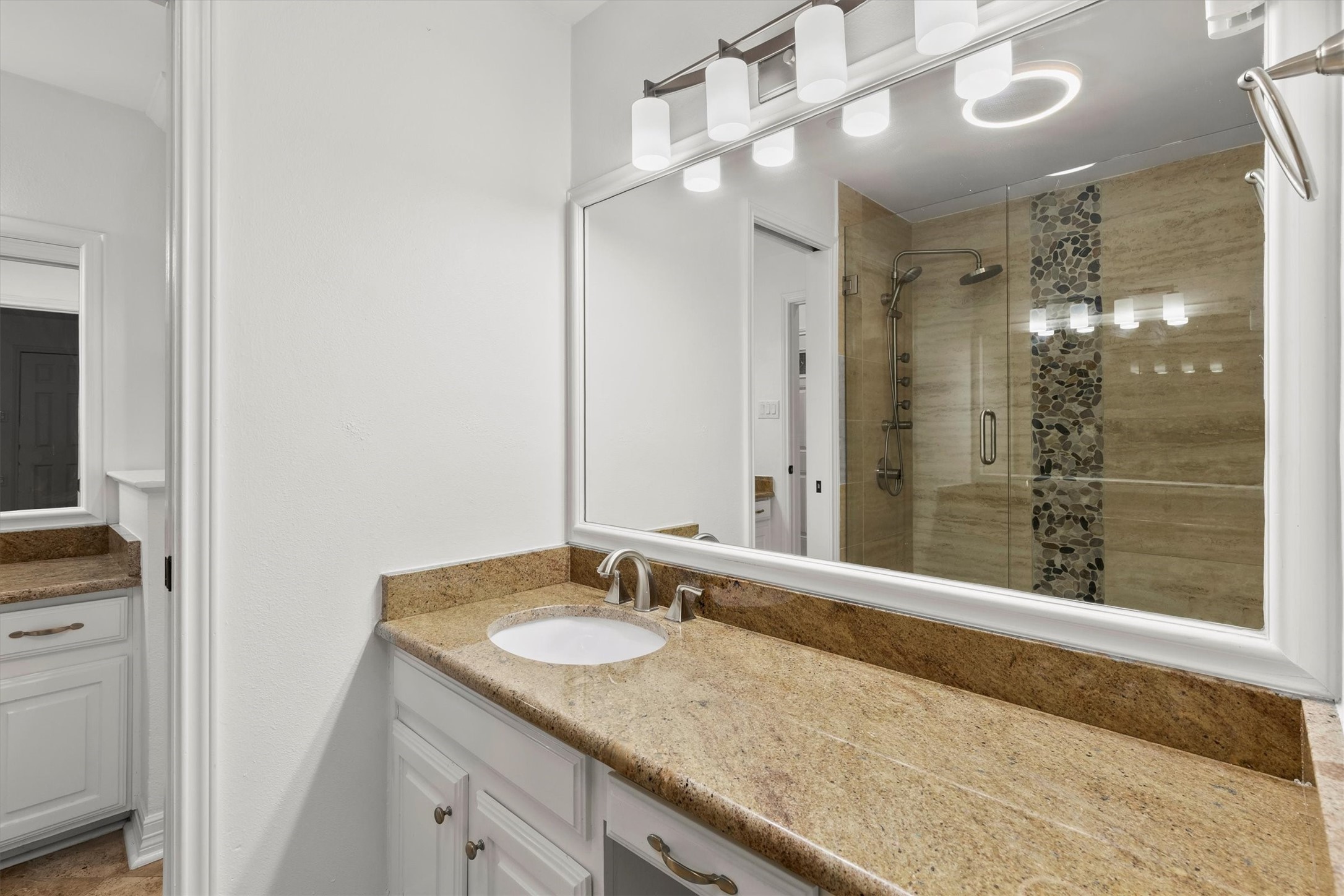 5565 Preston Oaks Road Dallas TX 75254