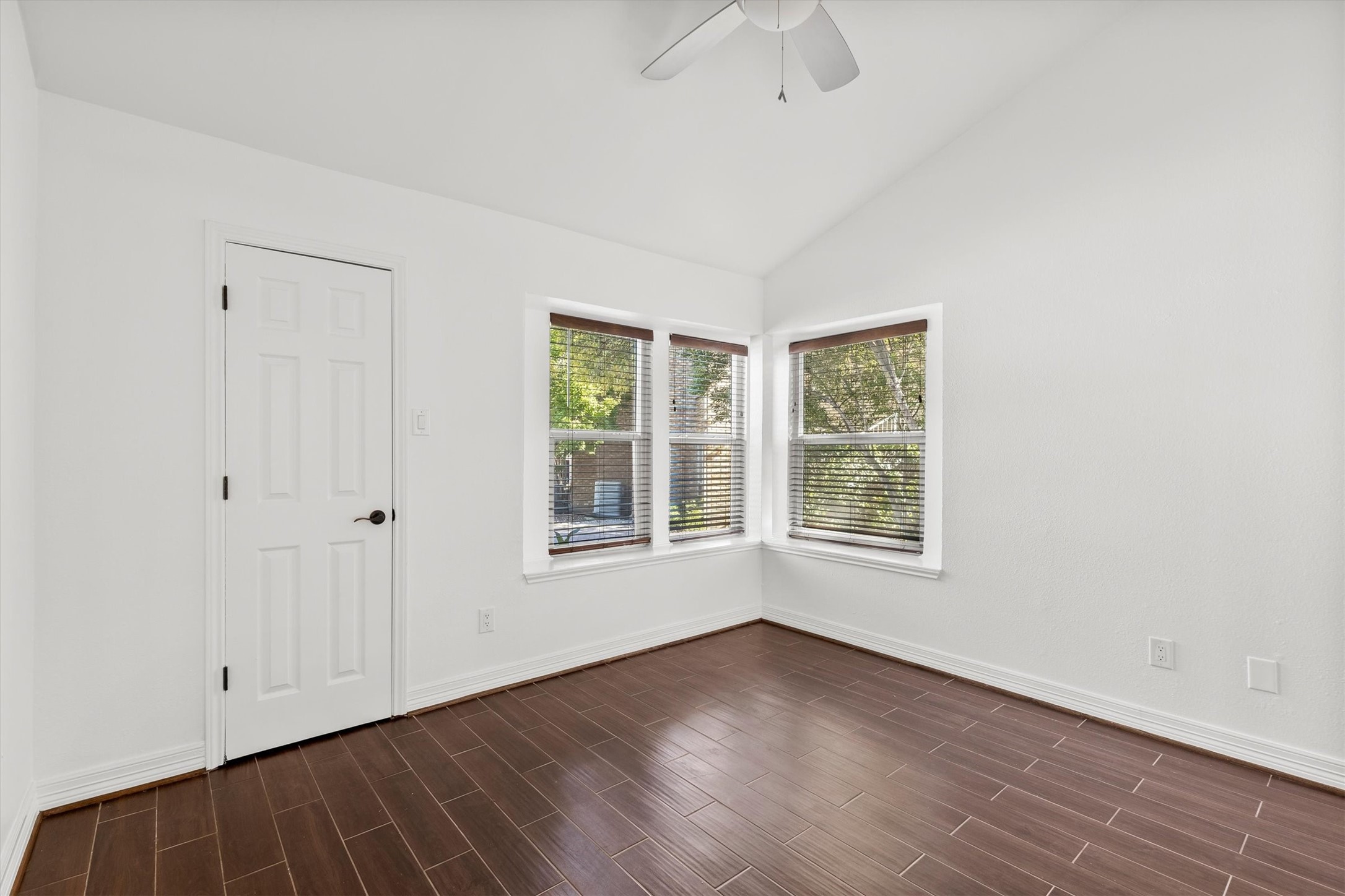 5565 Preston Oaks Road Dallas TX 75254