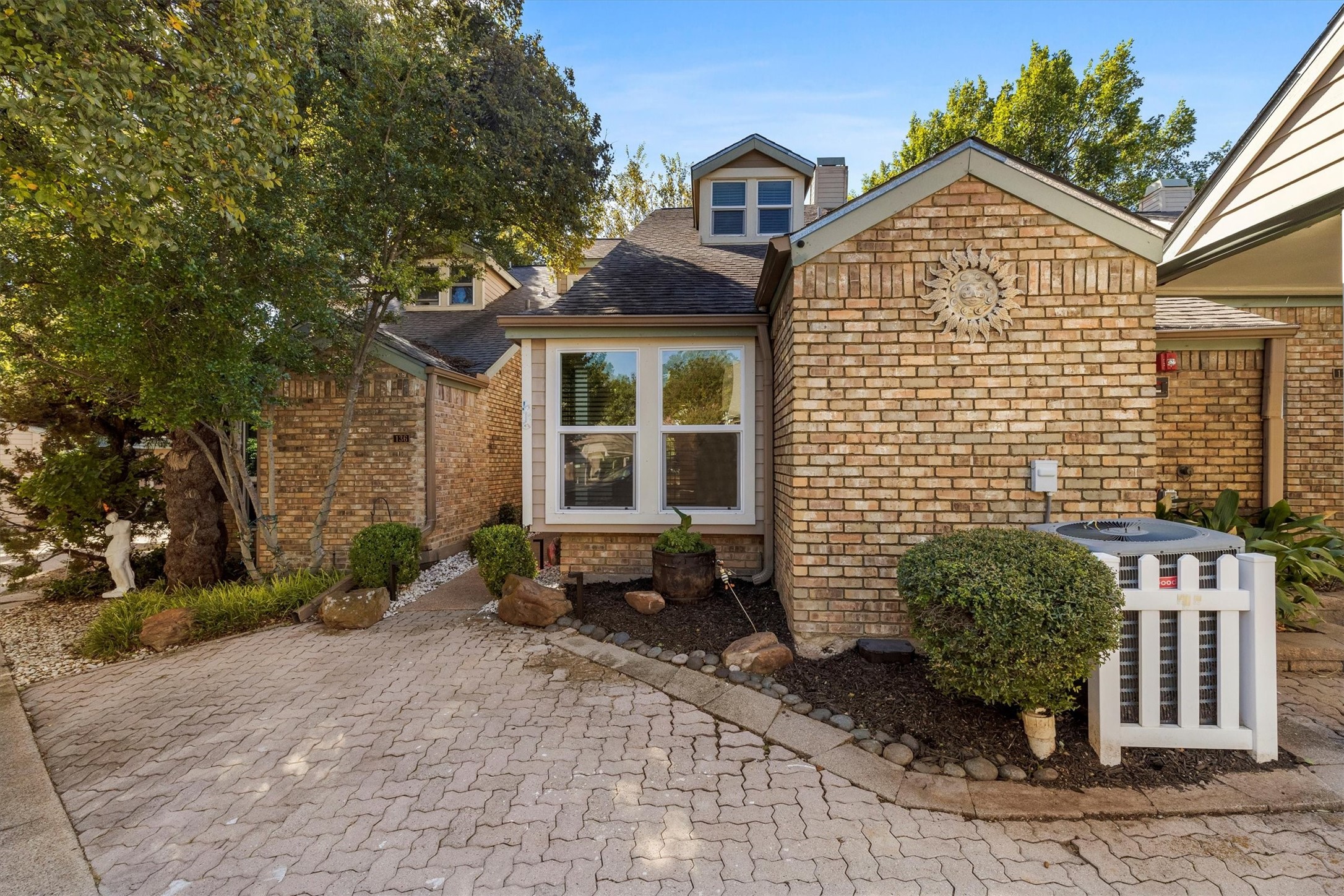 5565 Preston Oaks Road Dallas TX 75254