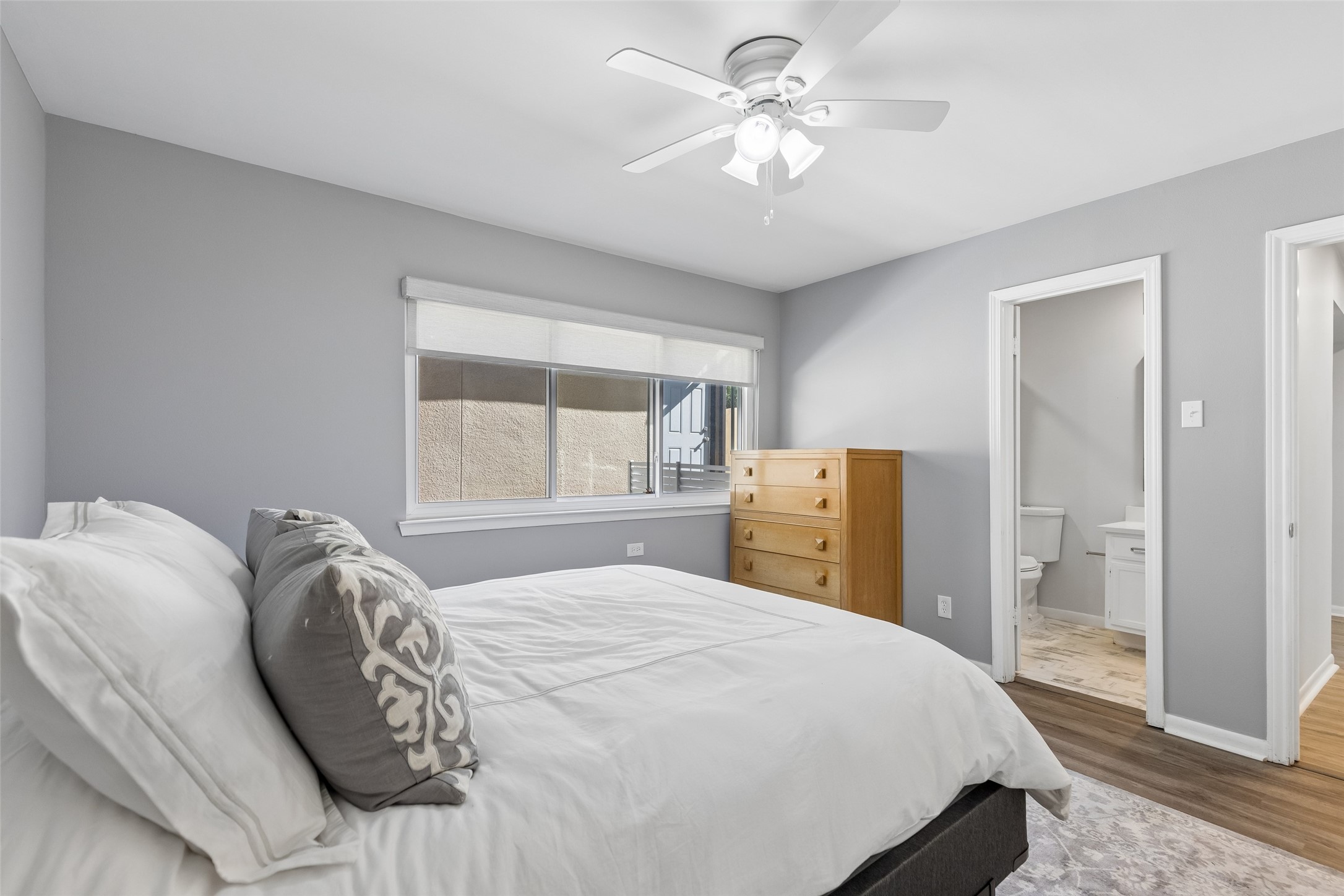 9605 Robin Song Dallas TX 75243