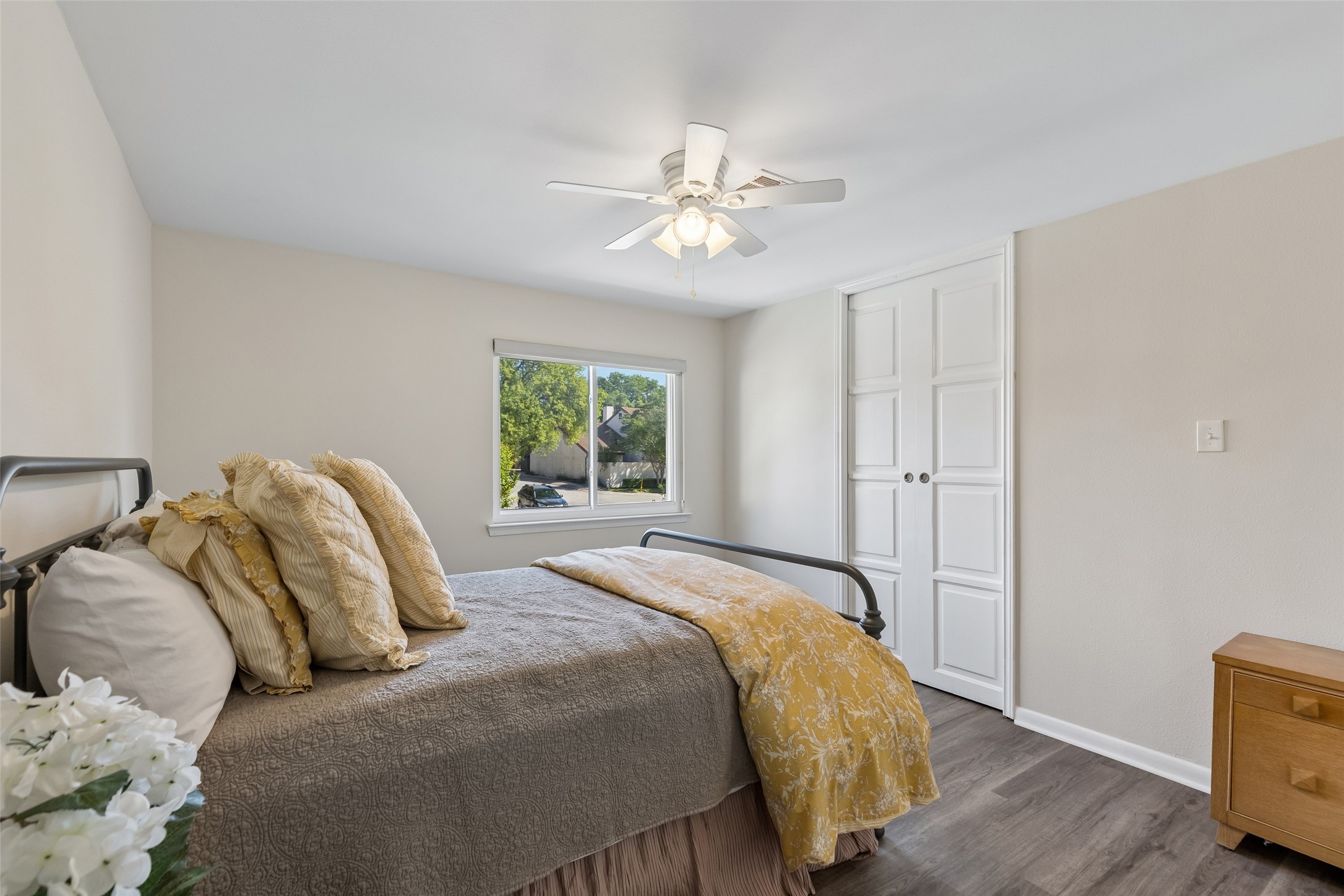 9605 Robin Song Dallas TX 75243