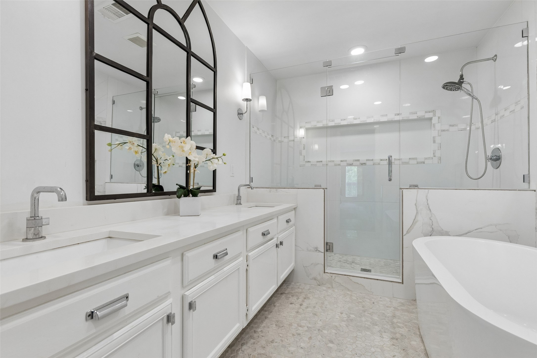9605 Robin Song Dallas TX 75243
