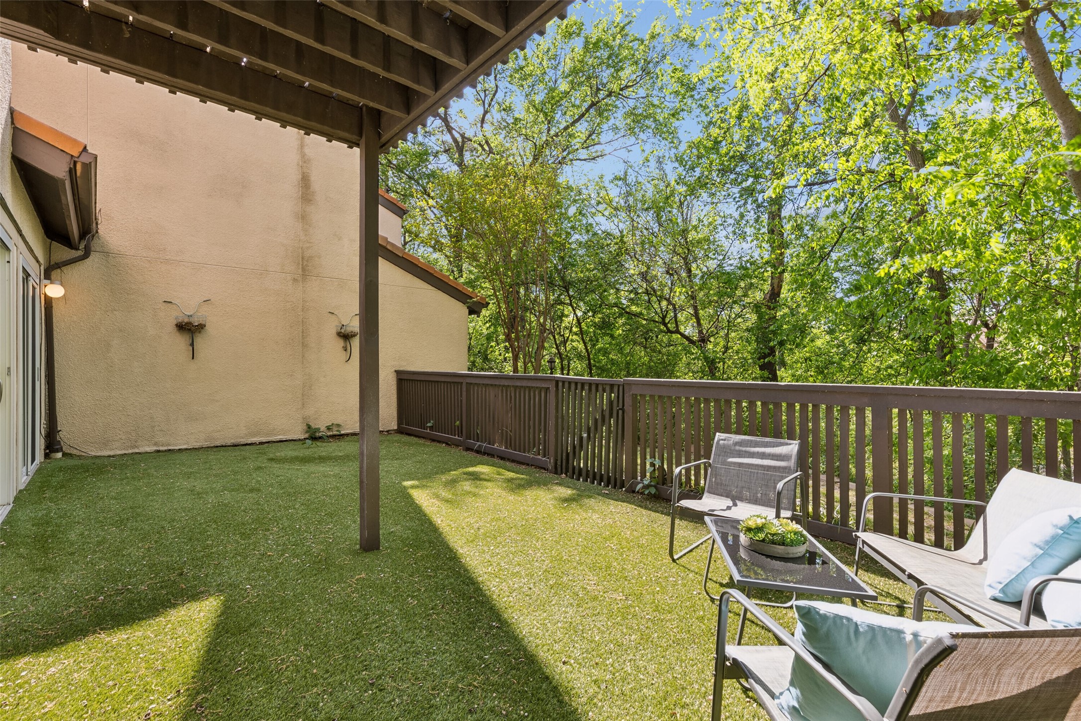 9605 Robin Song Dallas TX 75243