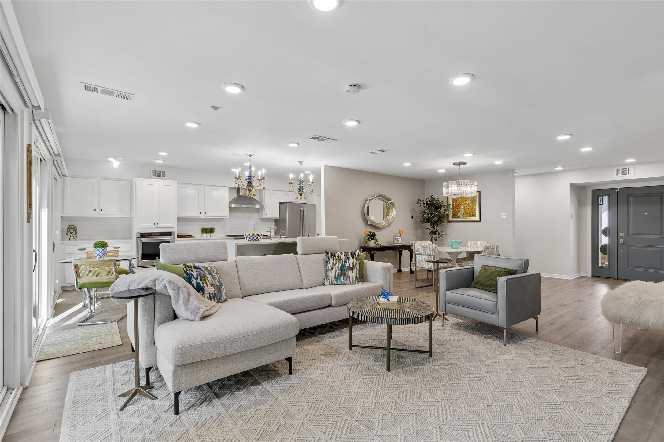 9605 Robin Song Dallas TX 75243