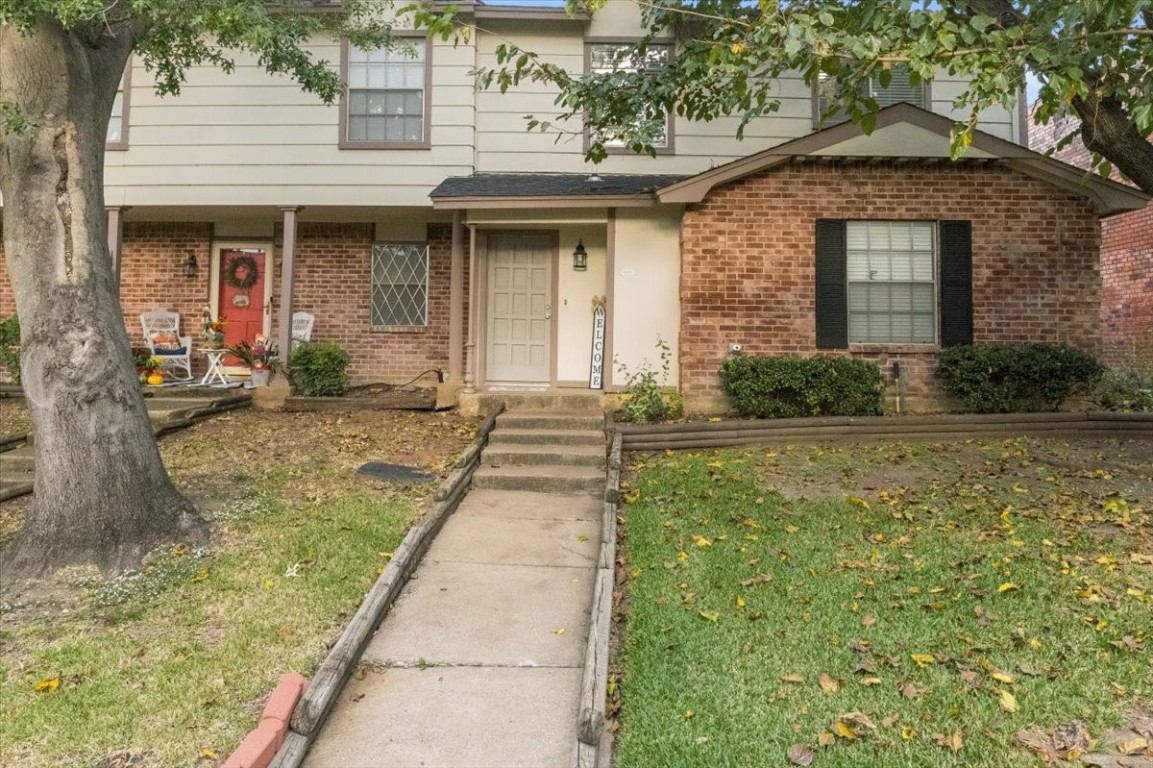 2316 Chapel Hill Lane Arlington TX 76014