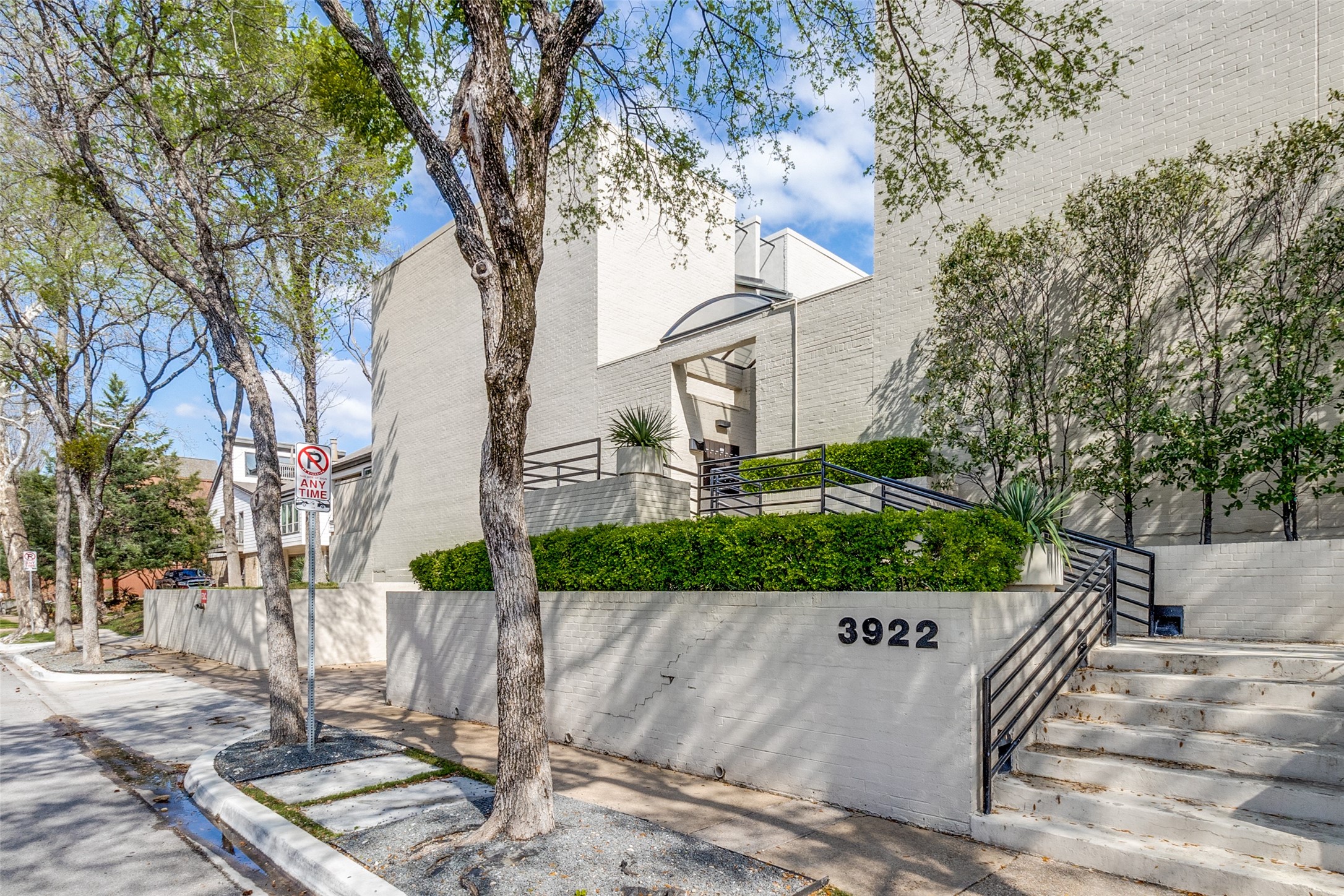 3922 Travis Street Dallas TX 75204
