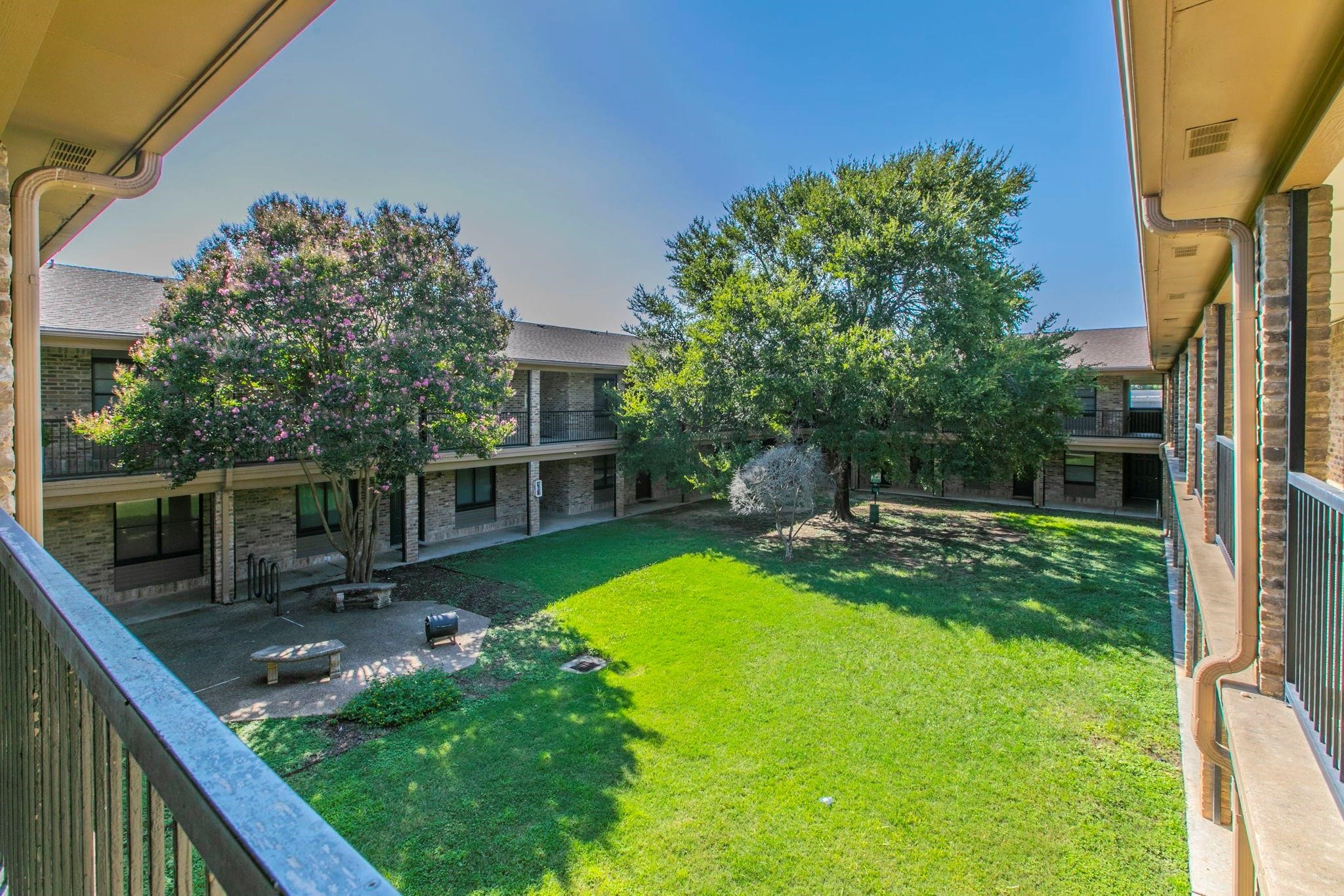 1421 S 12th Street Waco TX 76706