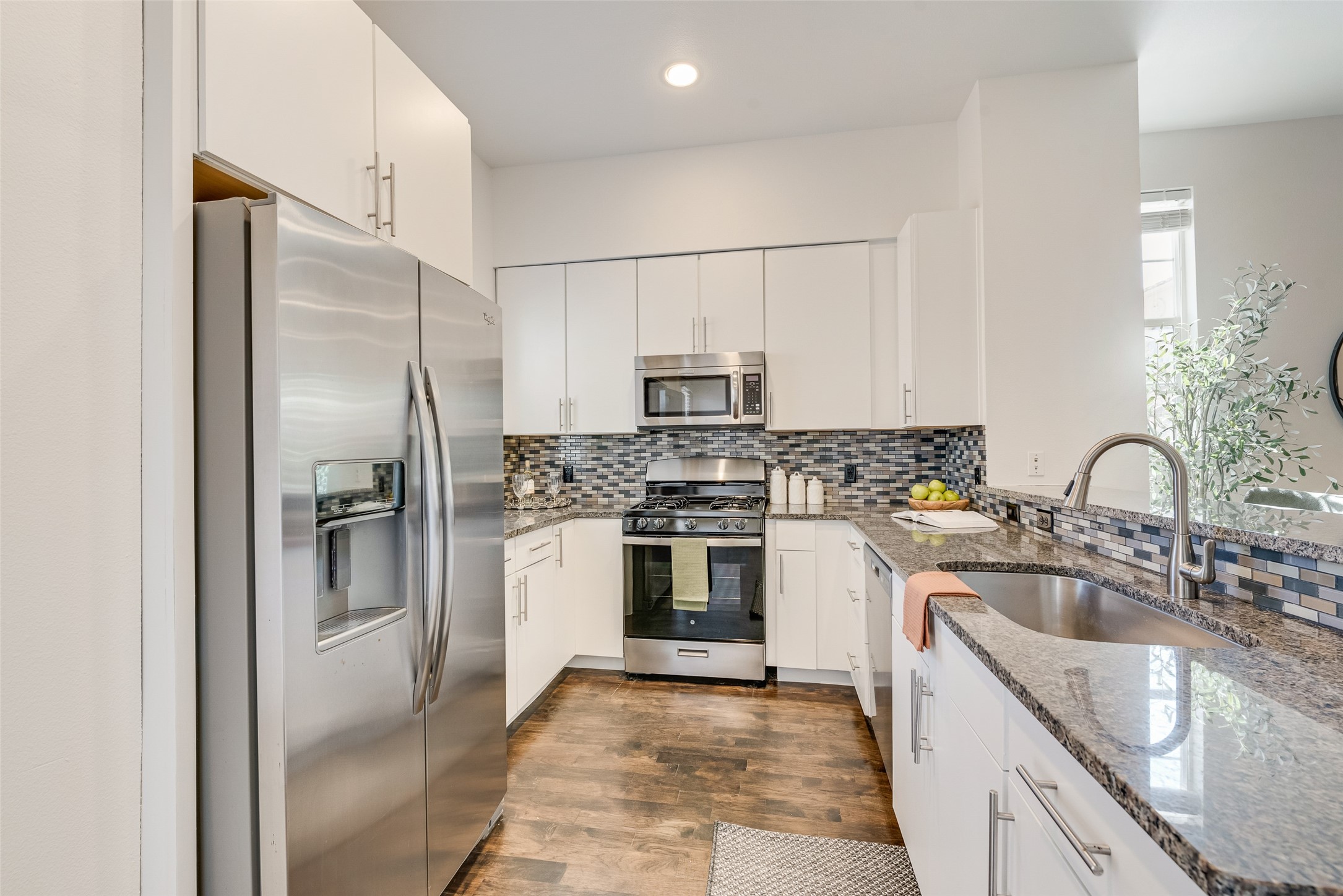 3200 Ross Avenue Dallas TX 75204