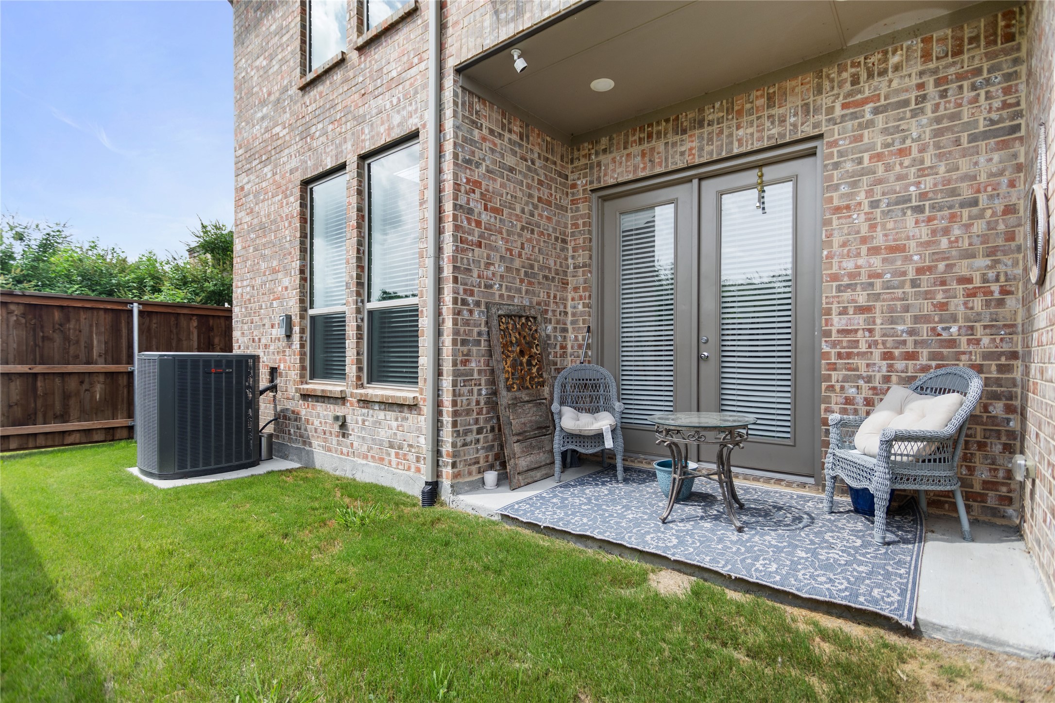 1153 Queensdown Way Forney TX 75126