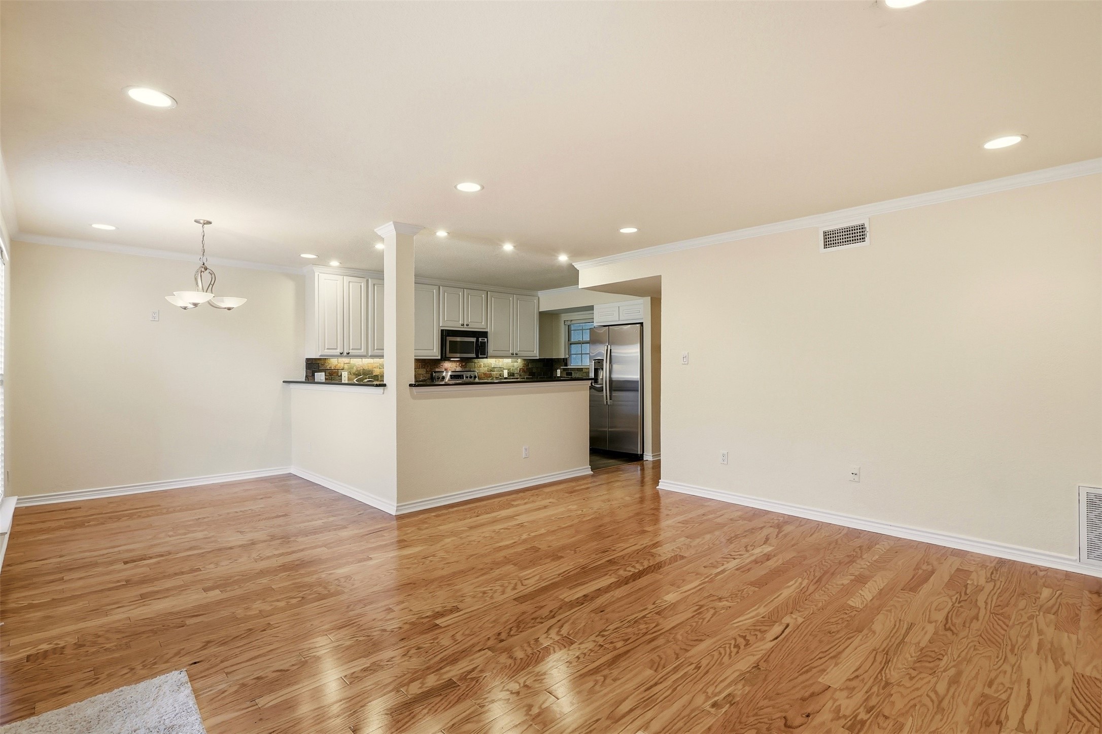 9486 Timberleaf Drive Dallas TX 75243