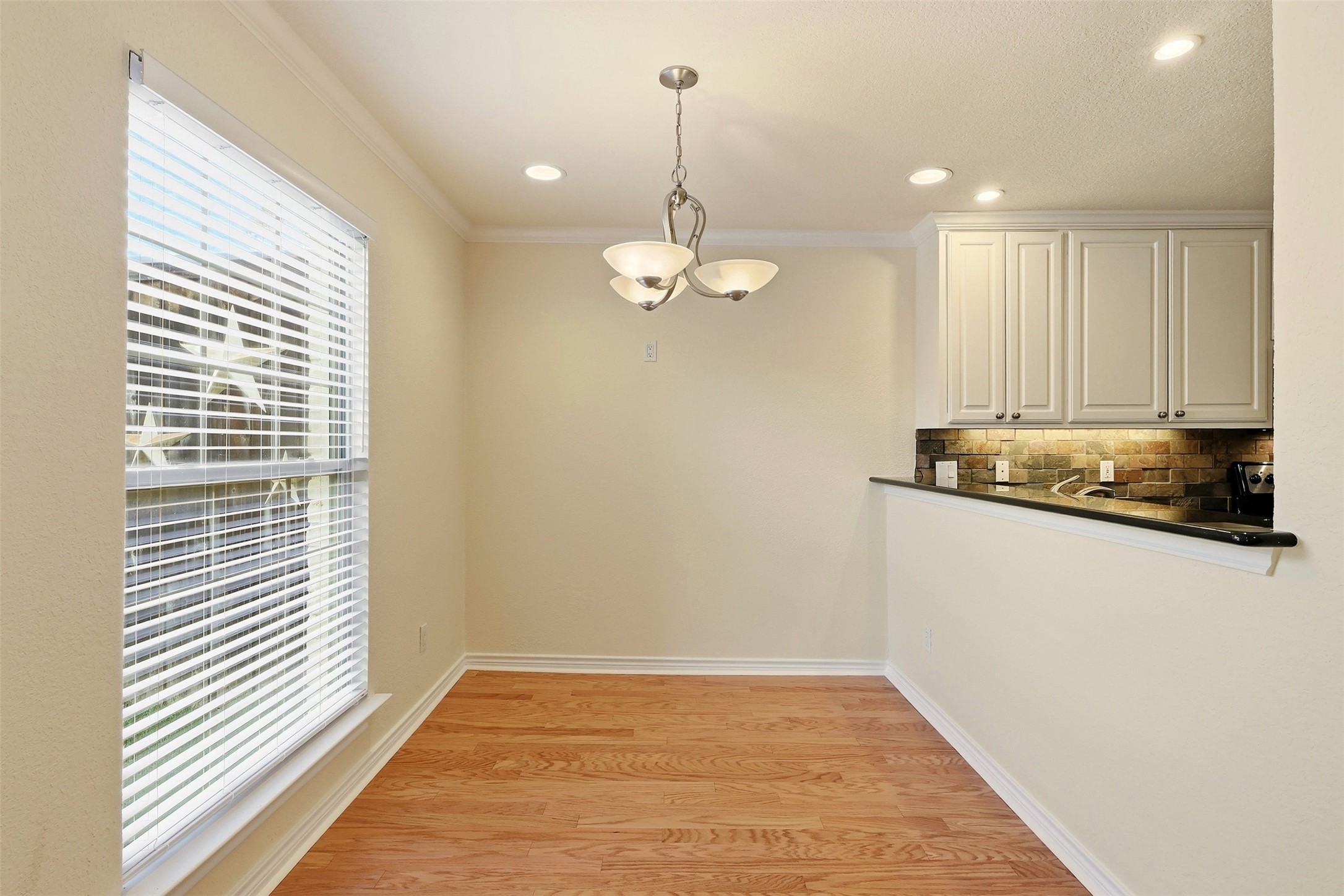 9486 Timberleaf Drive Dallas TX 75243
