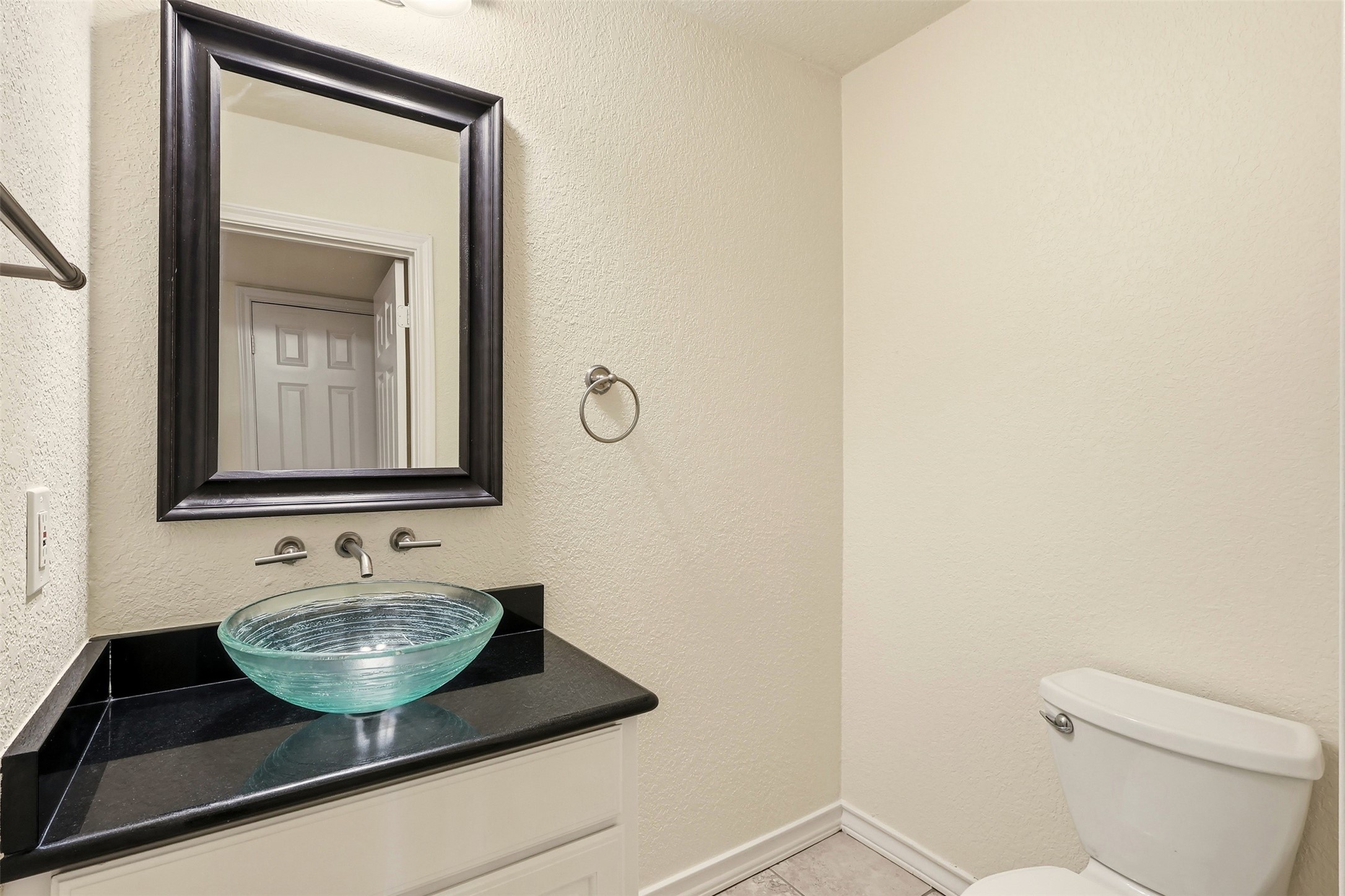 9486 Timberleaf Drive Dallas TX 75243