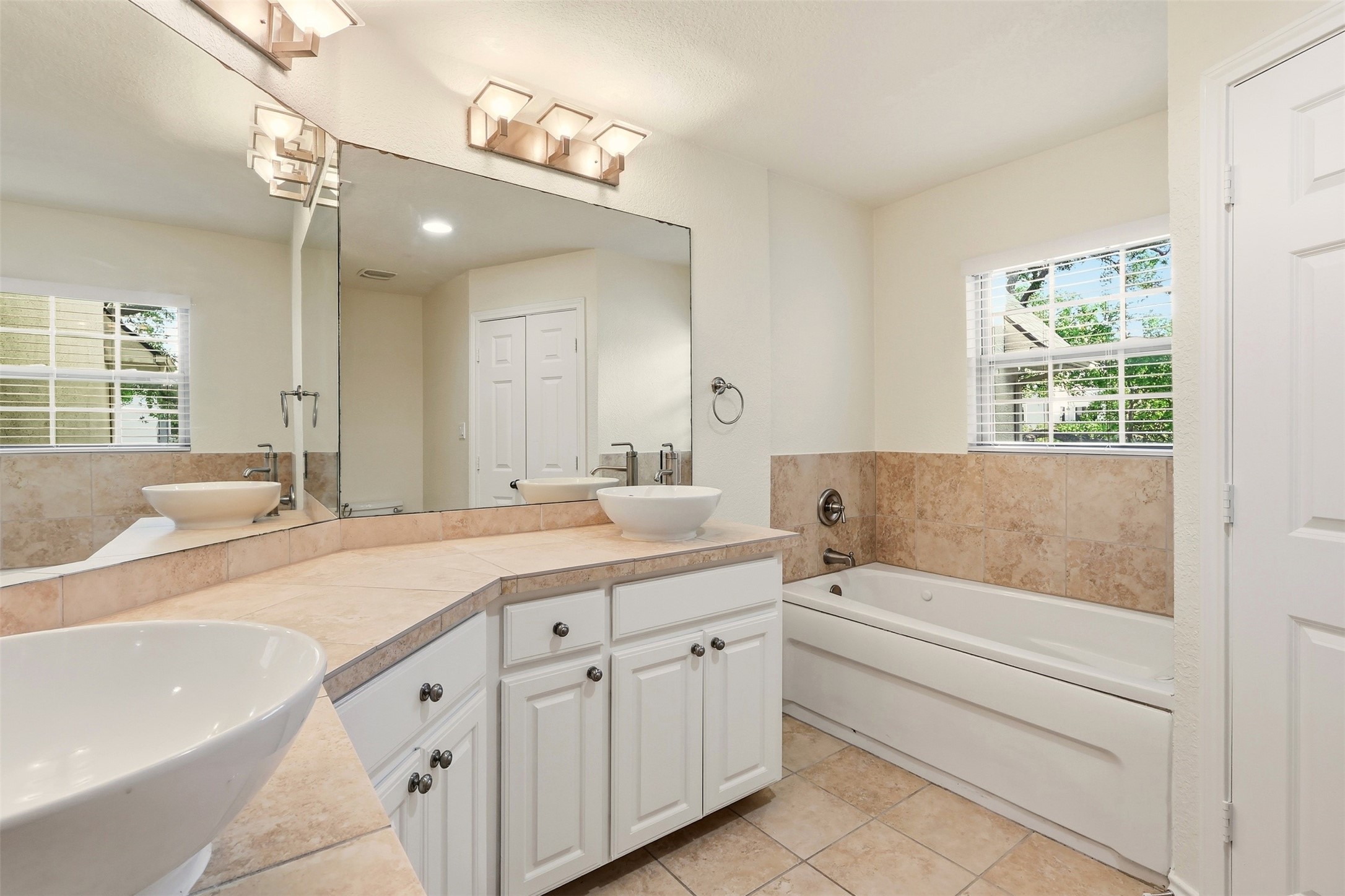 9486 Timberleaf Drive Dallas TX 75243