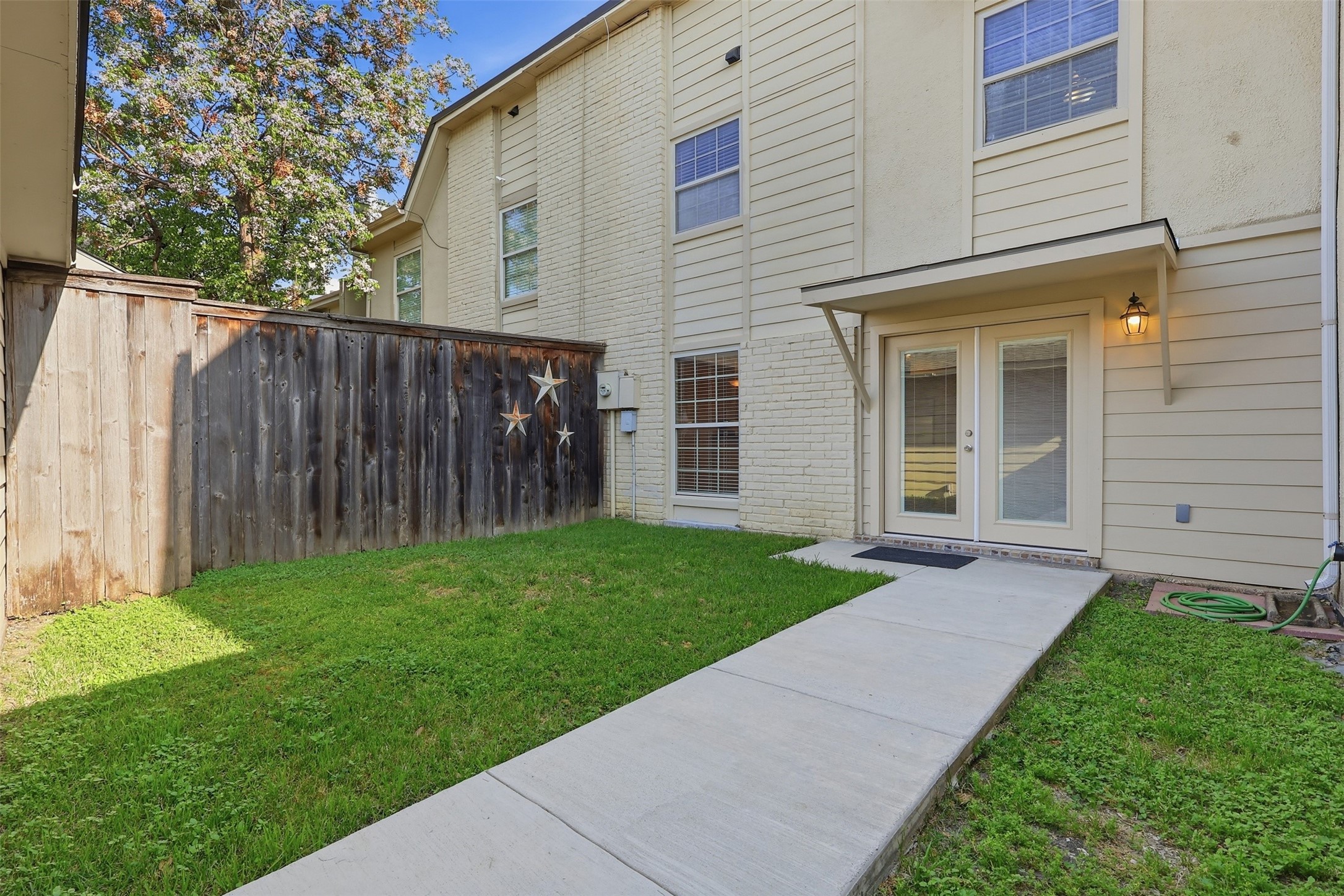 9486 Timberleaf Drive Dallas TX 75243