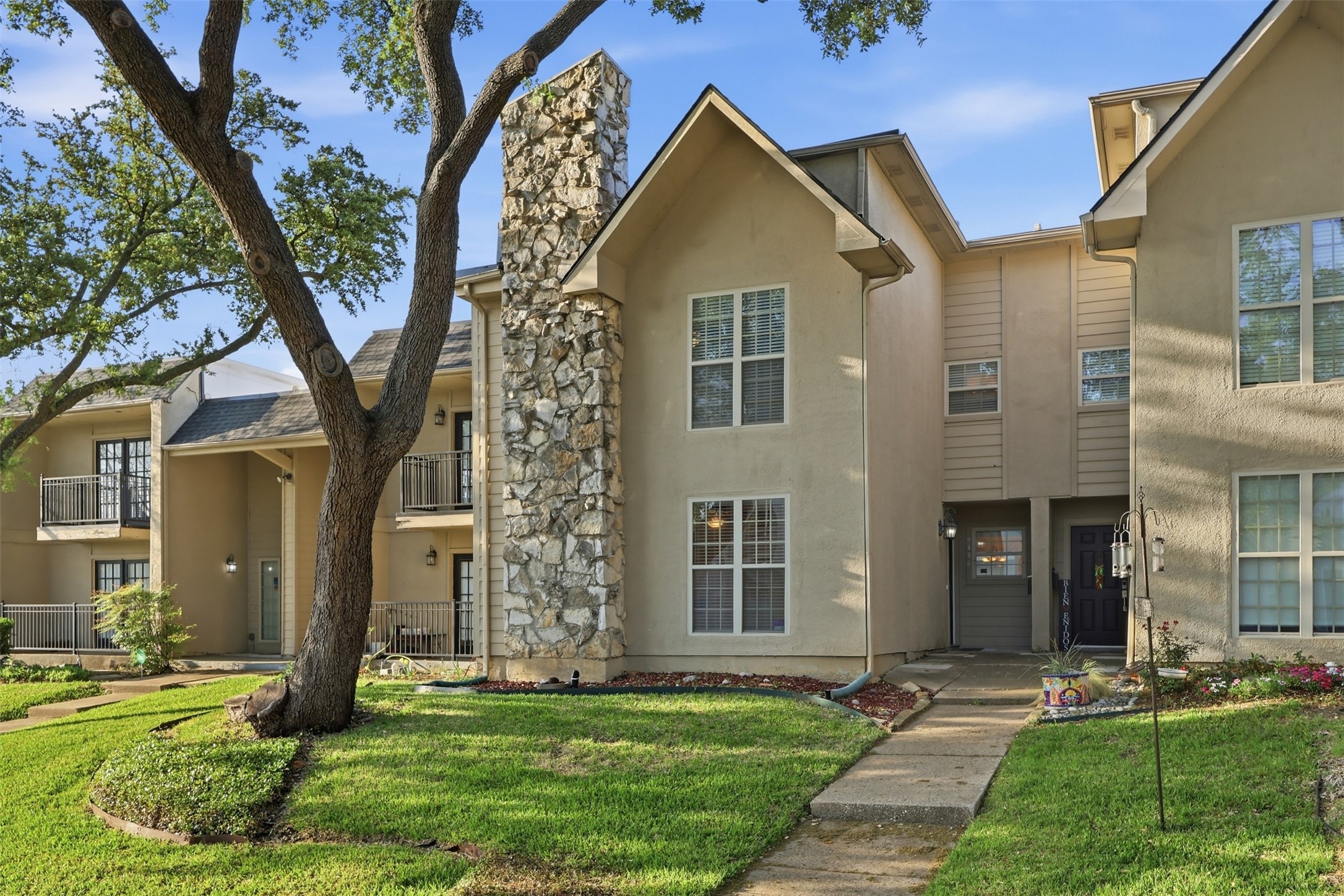 9486 Timberleaf Drive Dallas TX 75243
