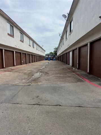 13217 Emily Road Dallas TX 75240