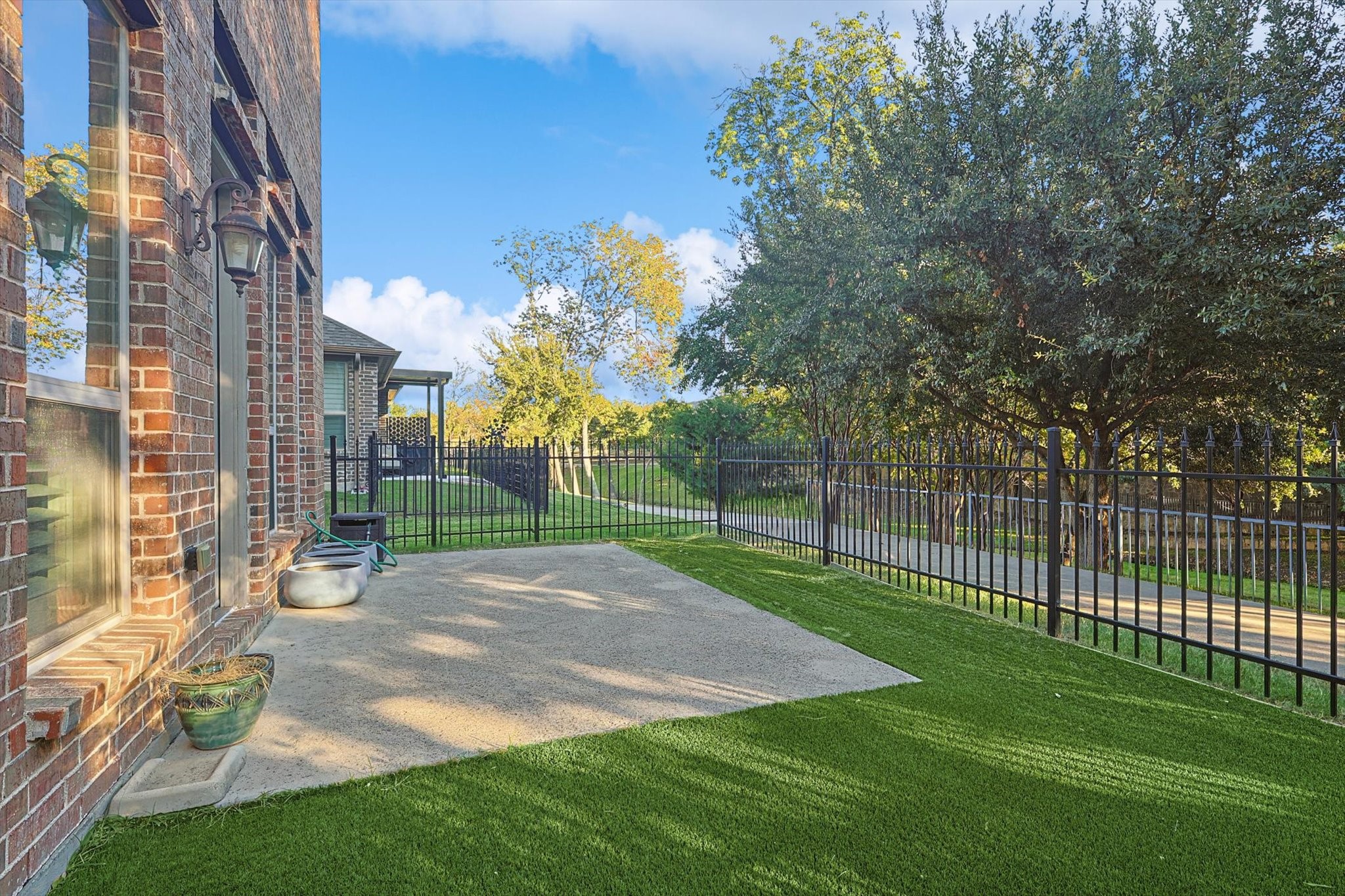 2812 Cedar Elm Drive Carrollton TX 75010