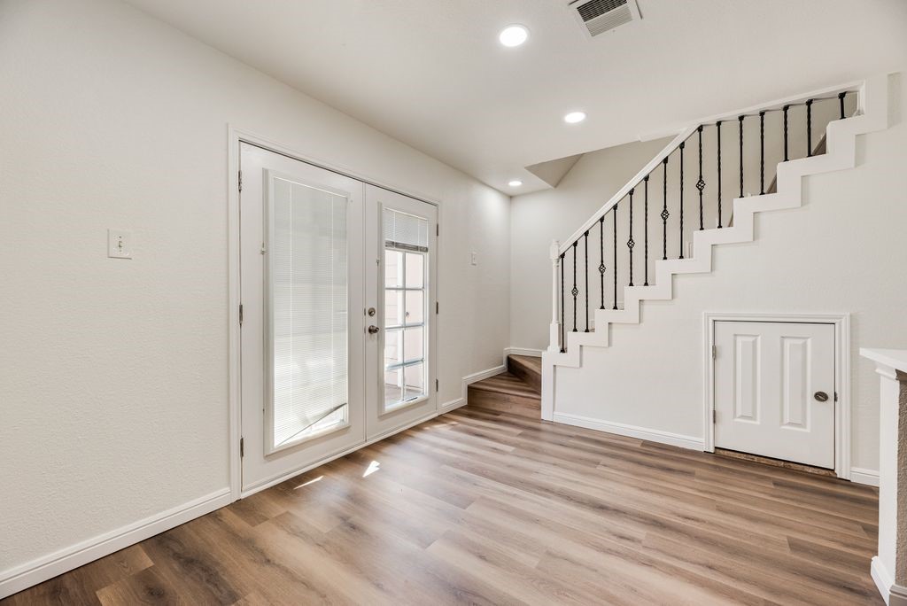 190 Merlin Way Euless TX 76039