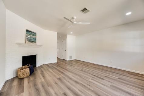 190 Merlin Way Euless TX 76039